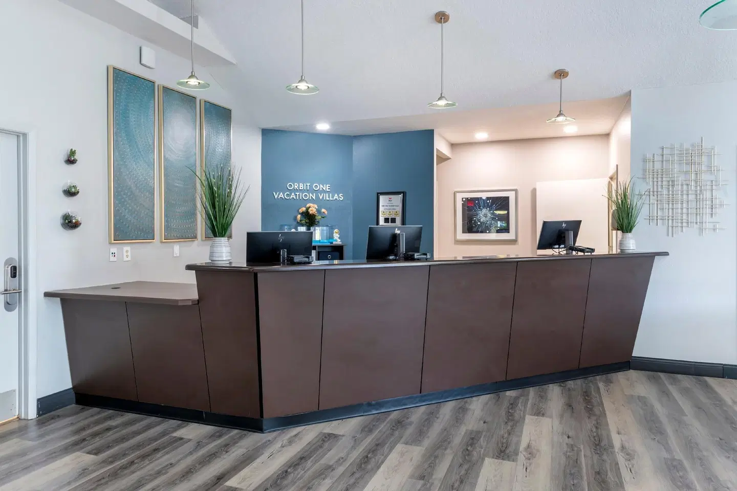 Orbit One Vacation Villas LOUNGE_LOBBY