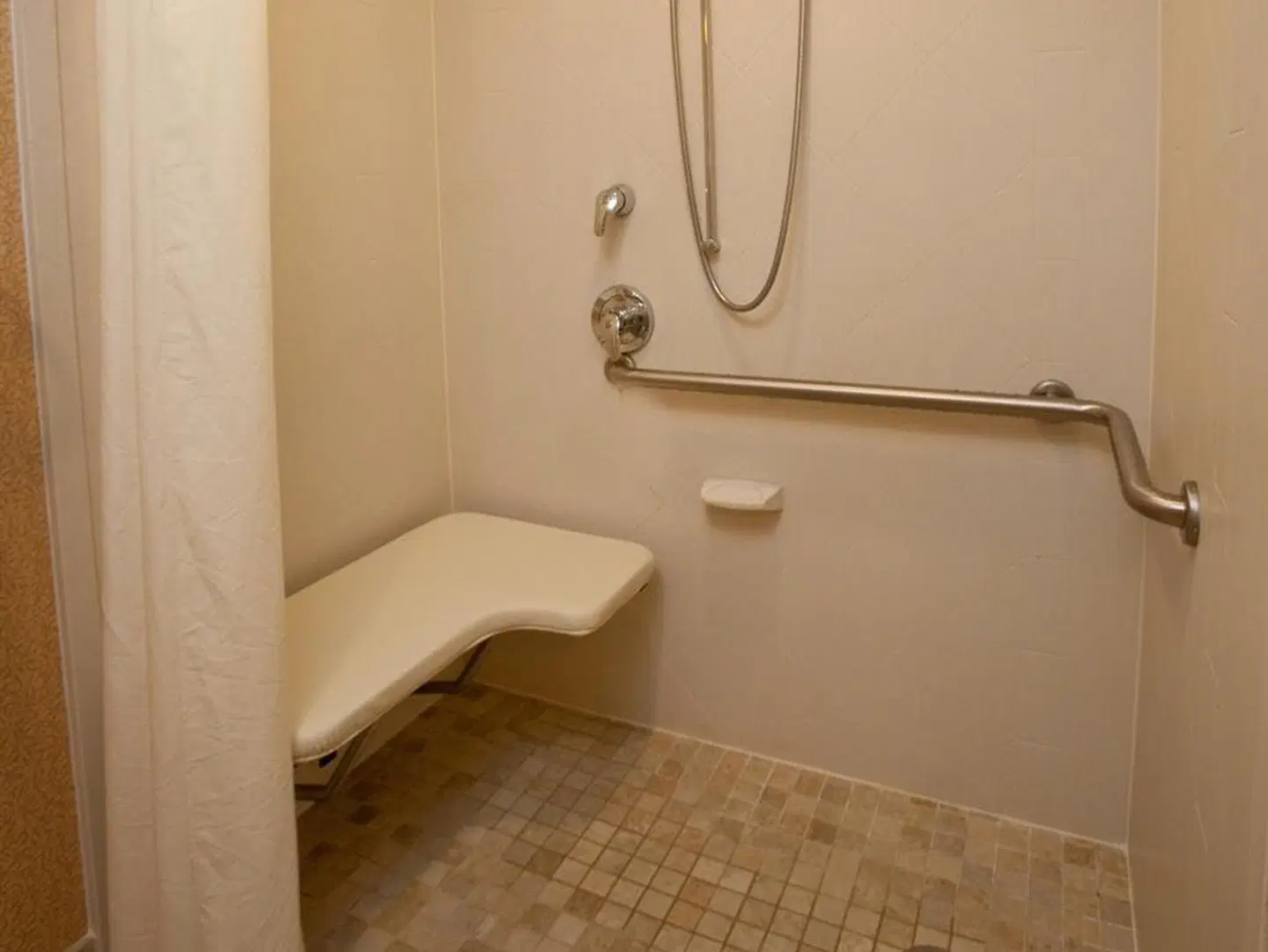 Hampton Inn & Suites Mobile - Downtown Historic District Badezimmer
