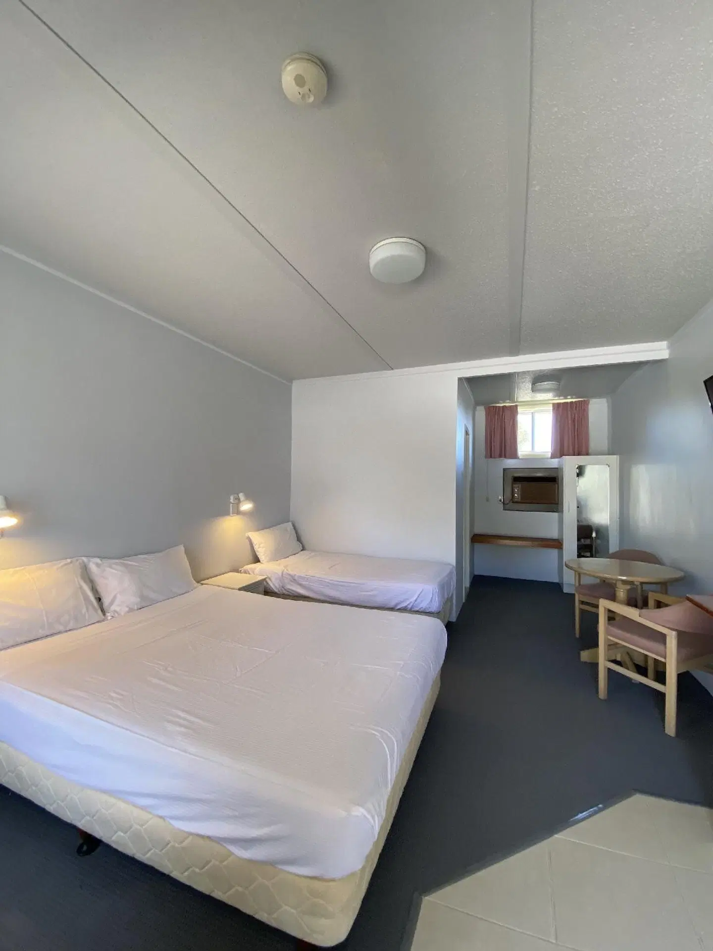 Acacia Rose Motor Inn ROOM_EXAMPLE