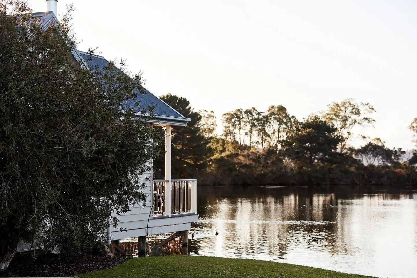 Lakeside Villas at Crittenden Estate EXTERIOR