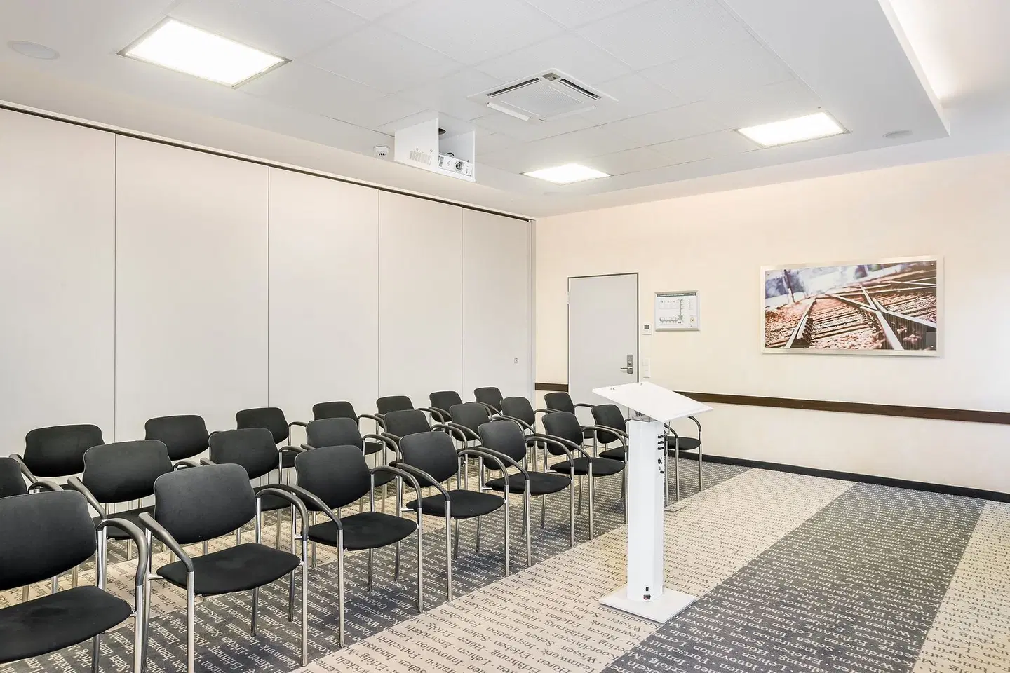 Garner Hotel Oberhausen By Ihg Konferenz