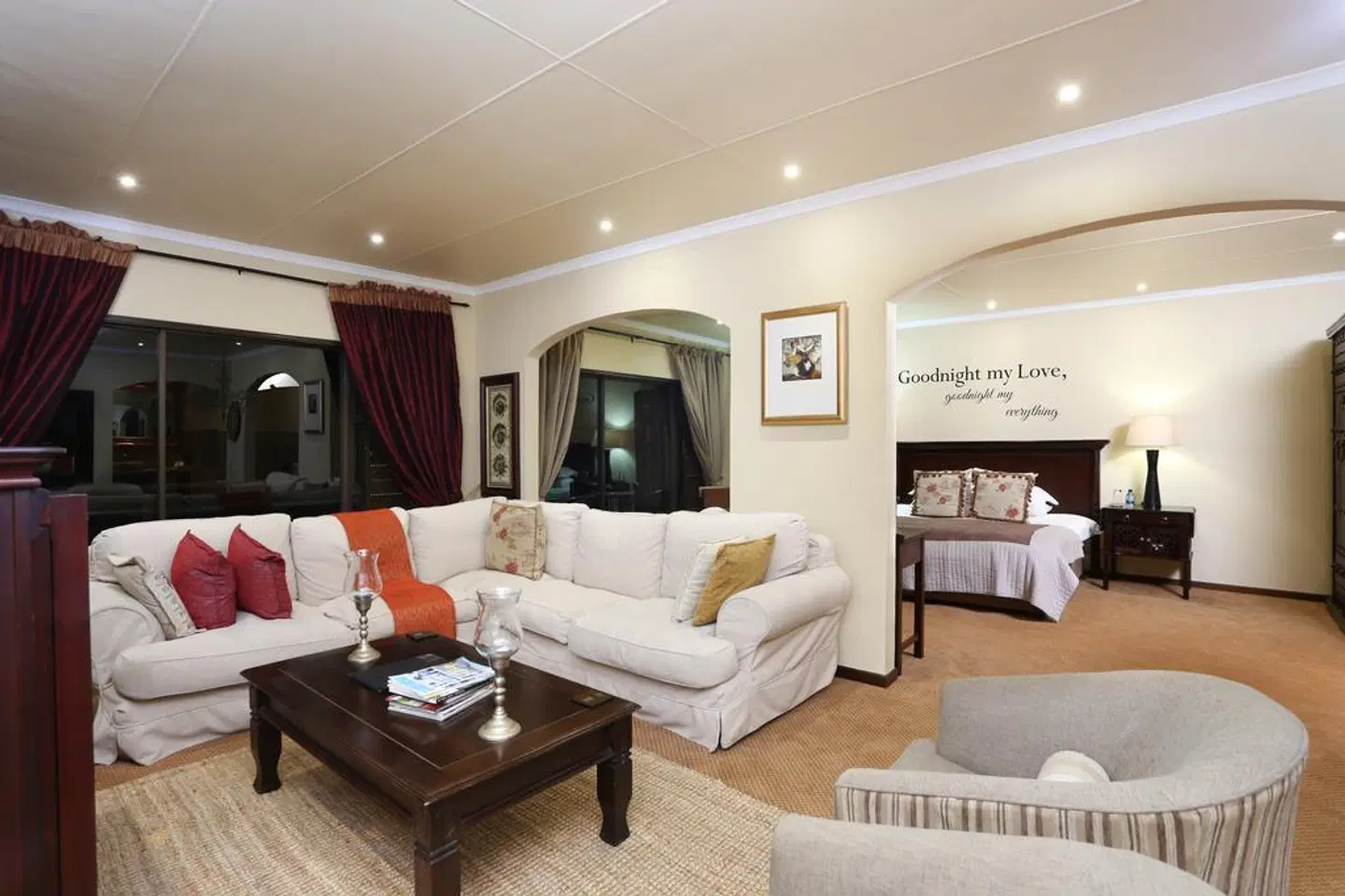 Shangri-La Manor - Adults Only LOUNGE_LOBBY