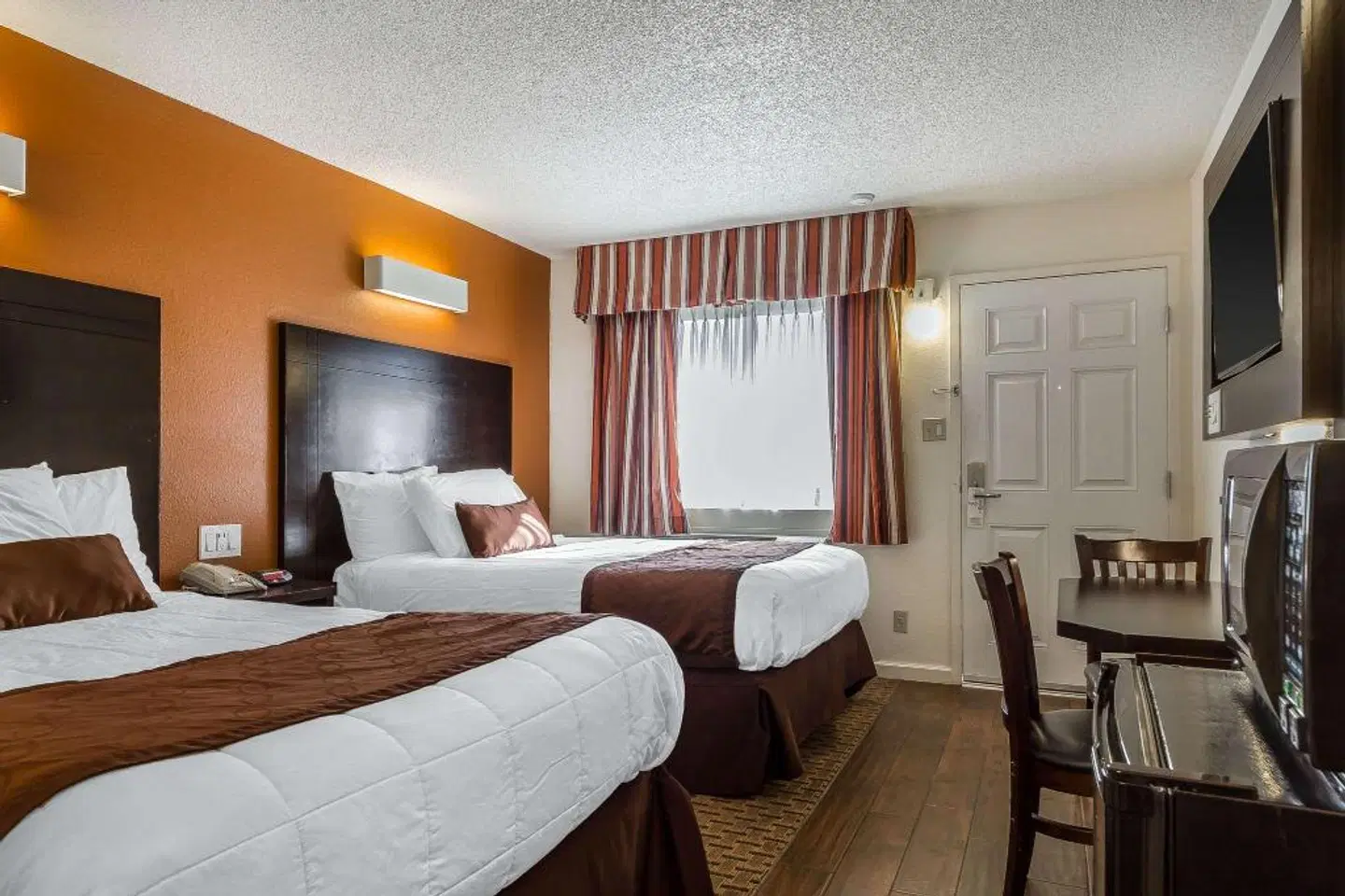 Rodeway Inn - Rohnert Park ROOM_EXAMPLE