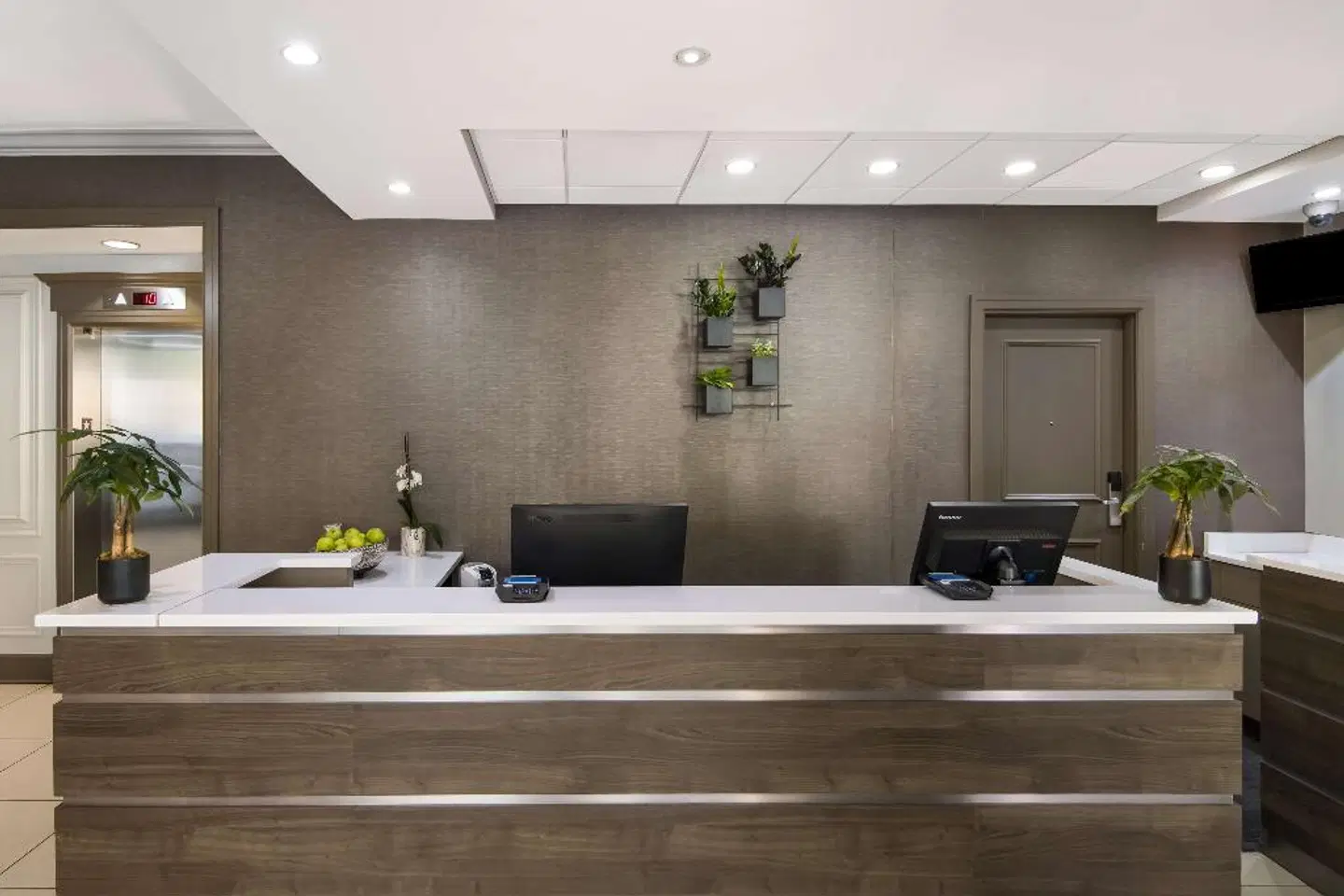 Sonesta ES Suites Chicago Downtown Magnificent Mile - Medical LOUNGE_LOBBY