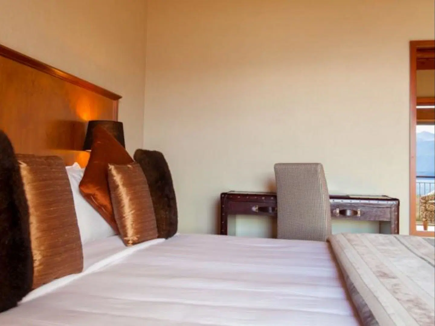 Fiordland Lodge ROOM_EXAMPLE