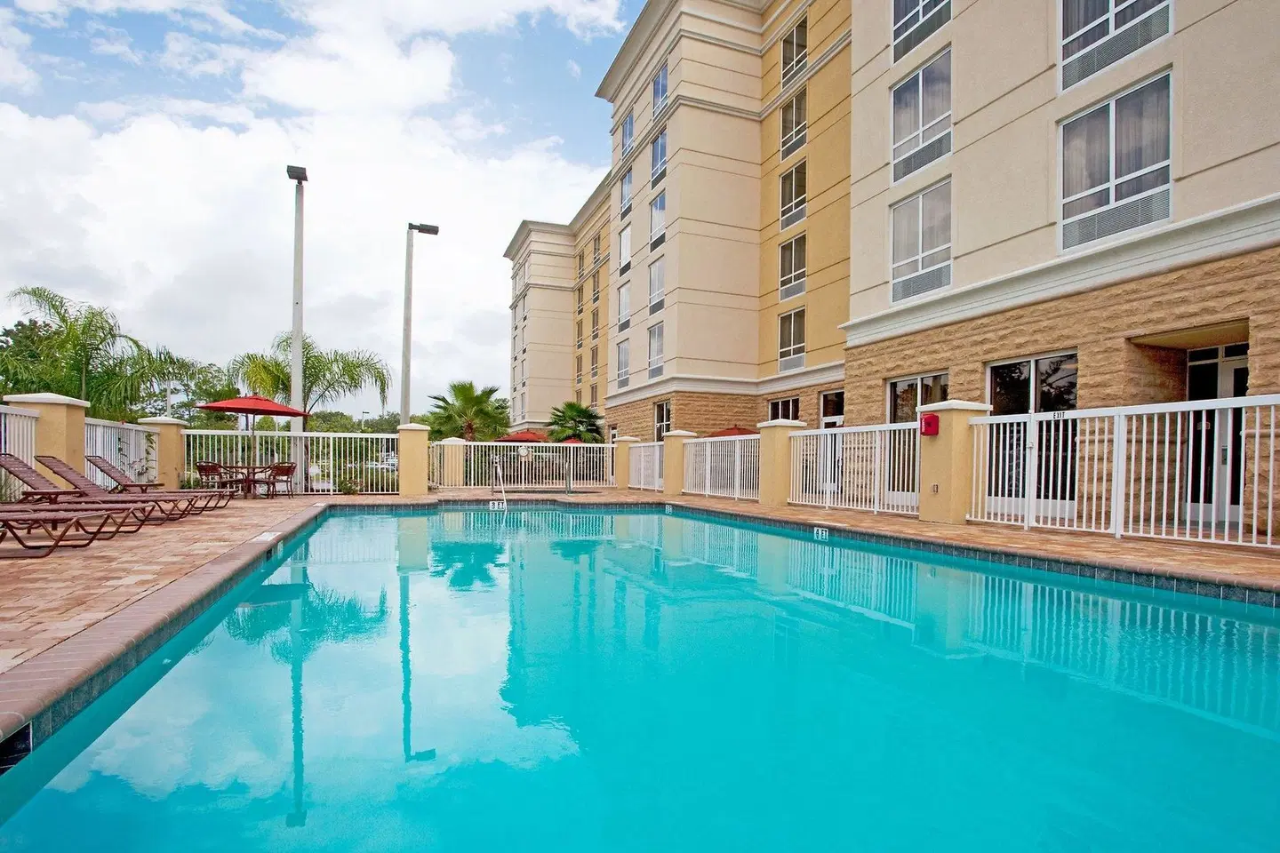 Holiday Inn Hotel & Suites Orange Park - Wells Road OUTDOOR_POOL