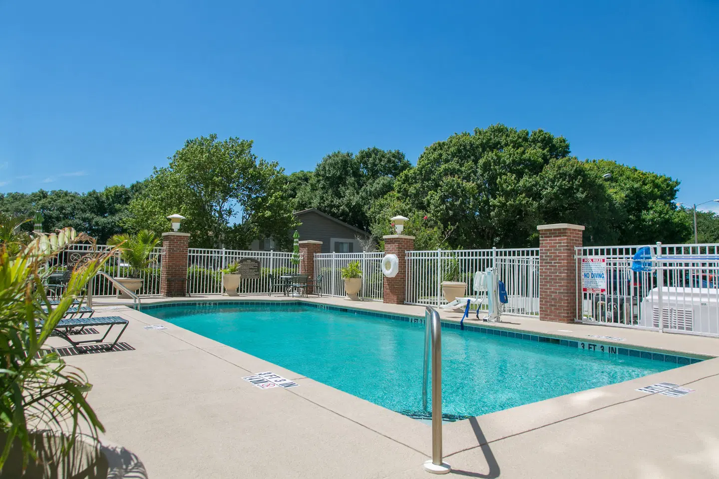Holiday Inn Winter Haven by IHG OUTDOOR_POOL
