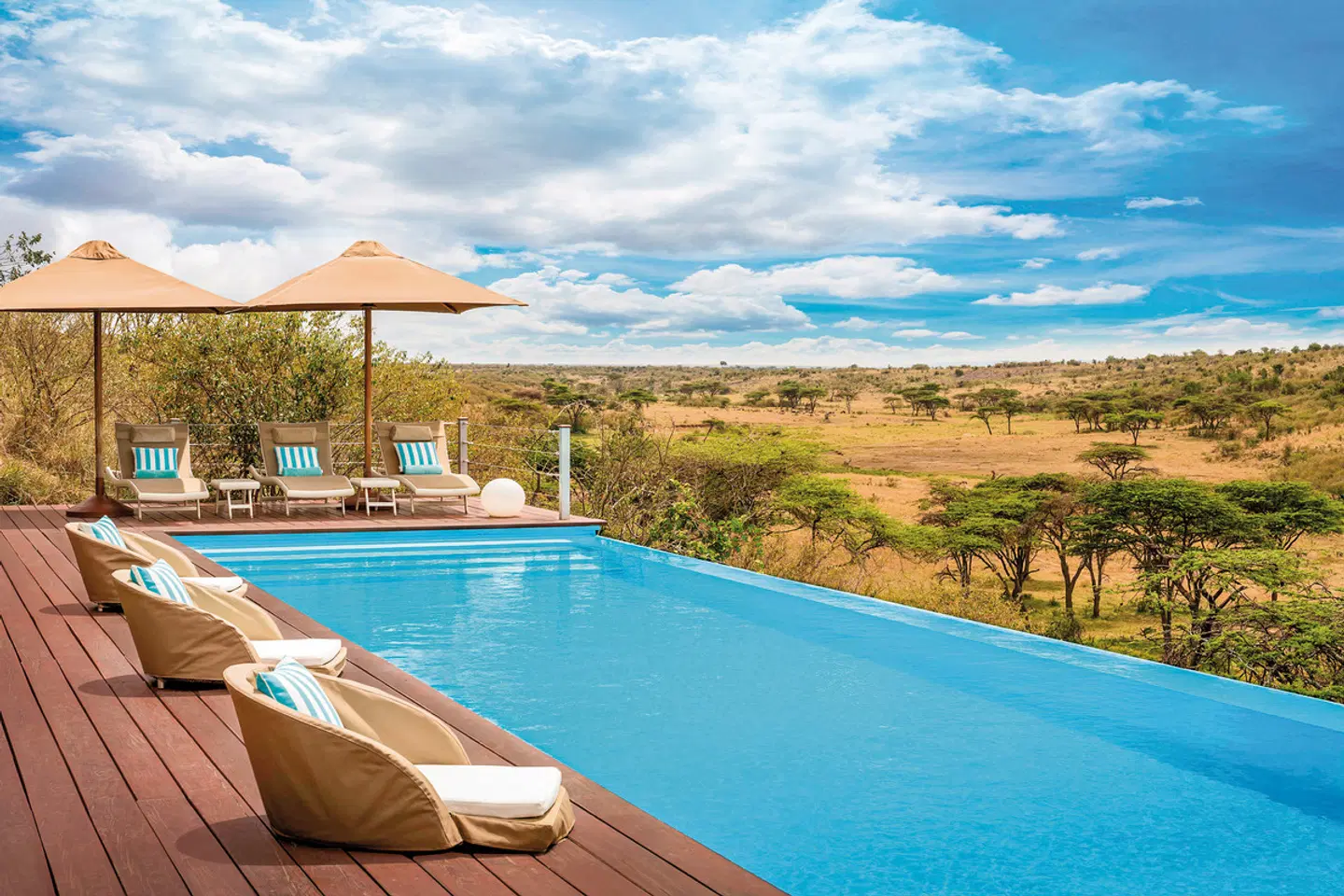 Mahali Mzuri OUTDOOR_POOL