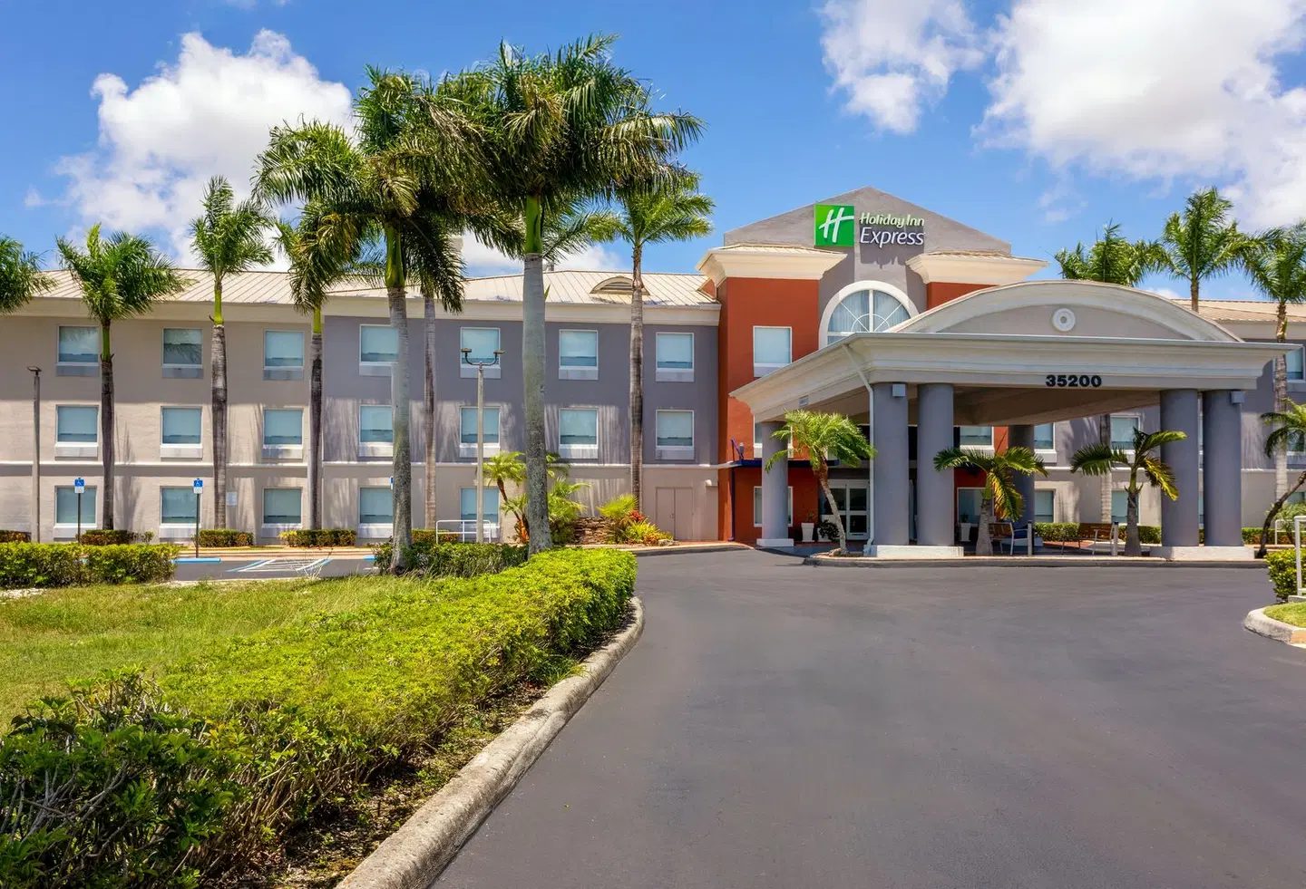 Holiday Inn Express & Suites Florida City-Gateway To Keys by IHG EXTERIOR
