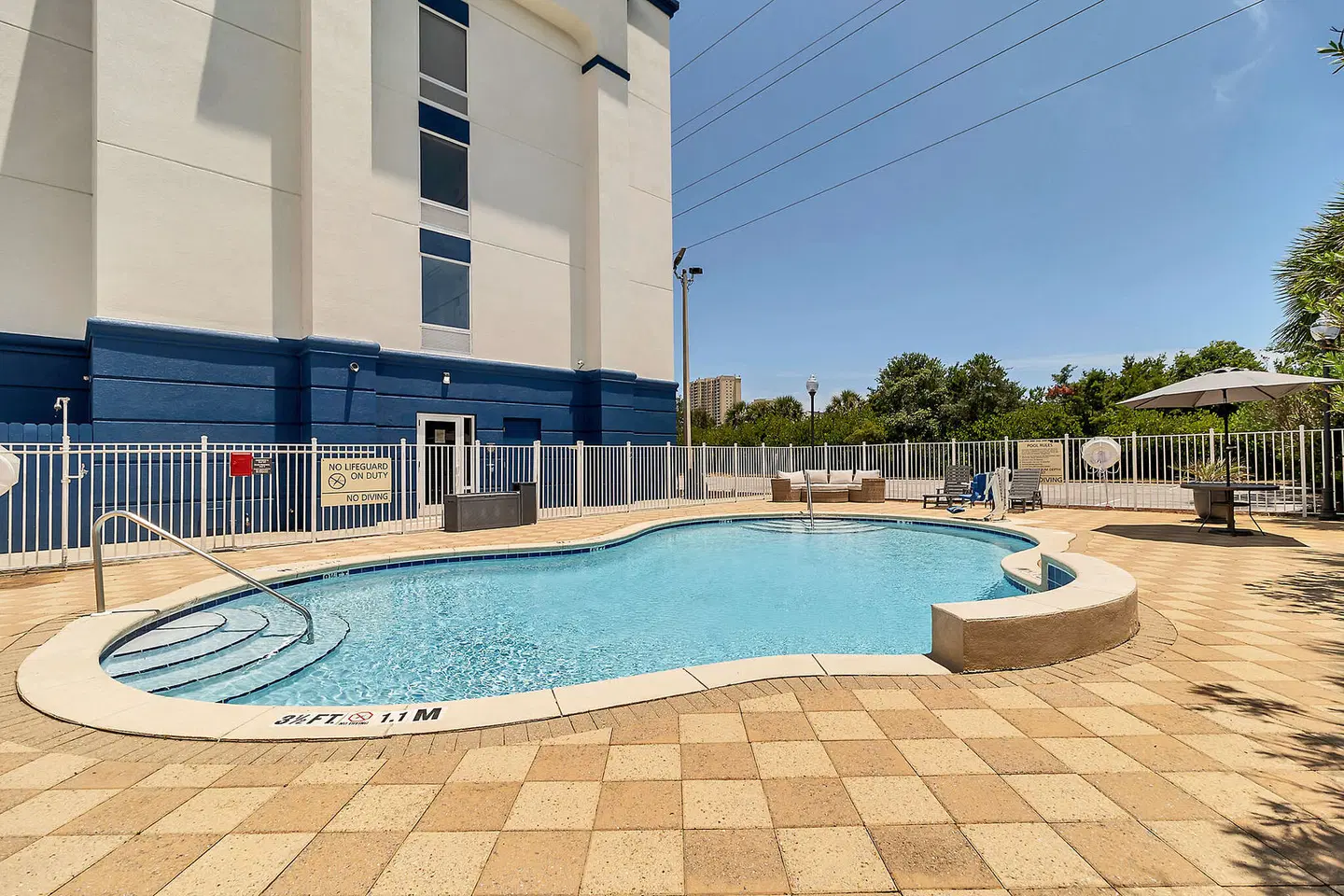 Evoke Destin Hotel by IHG OUTDOOR_POOL