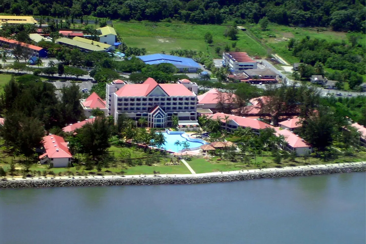 Miri Marriott Resort & Spa EXTERIOR