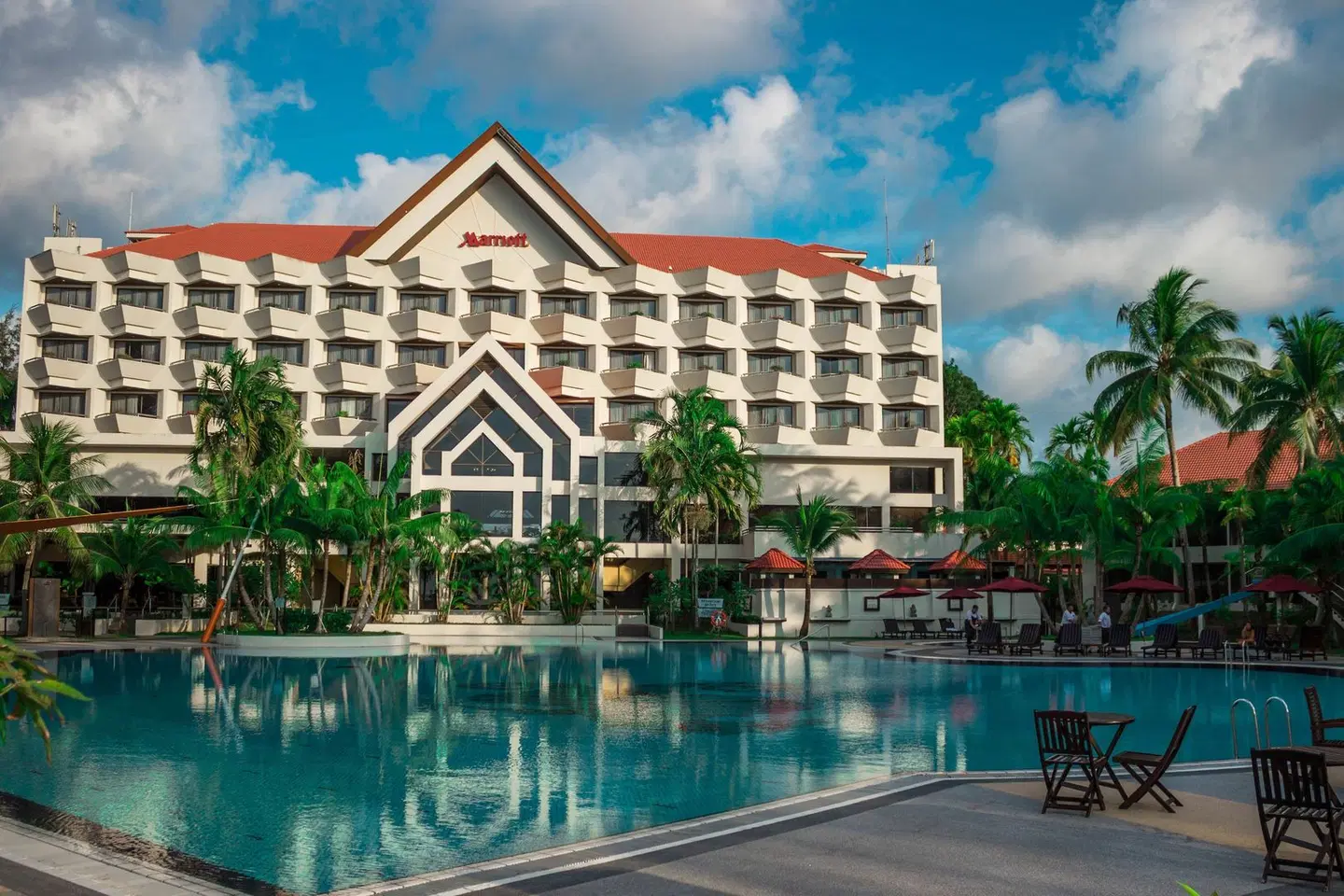 Miri Marriott Resort & Spa EXTERIOR