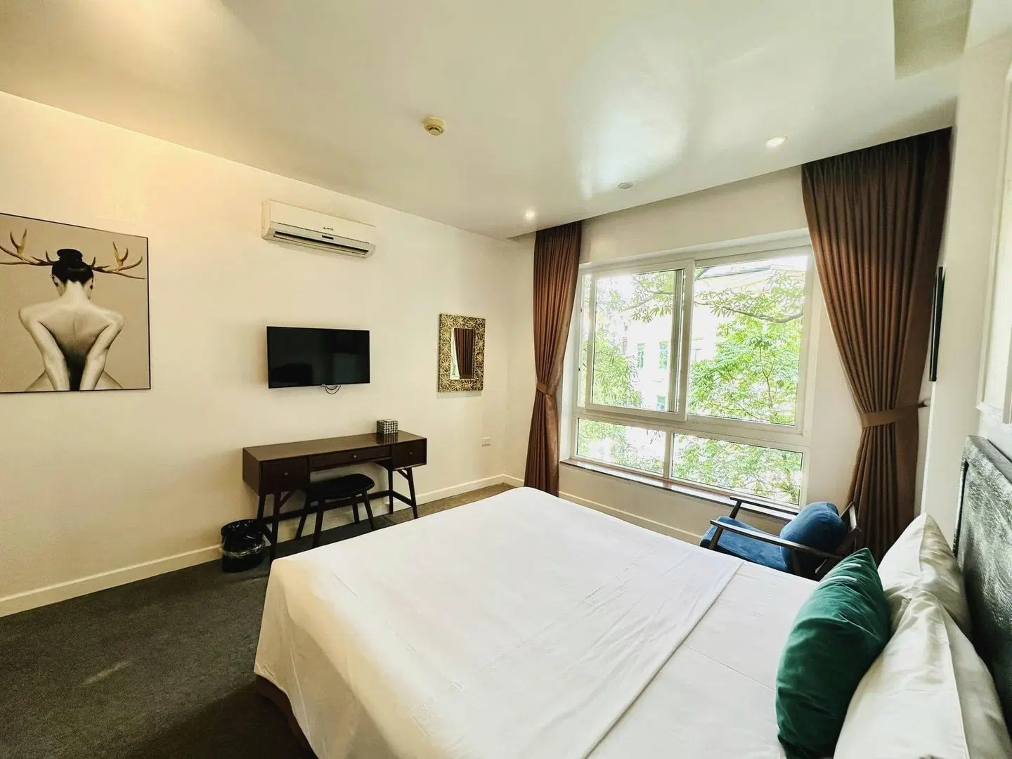 Dinh Hotel ROOM_EXAMPLE