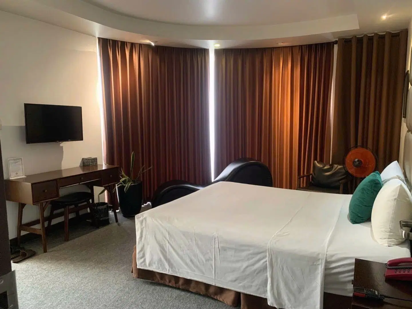 Dinh Hotel ROOM_EXAMPLE