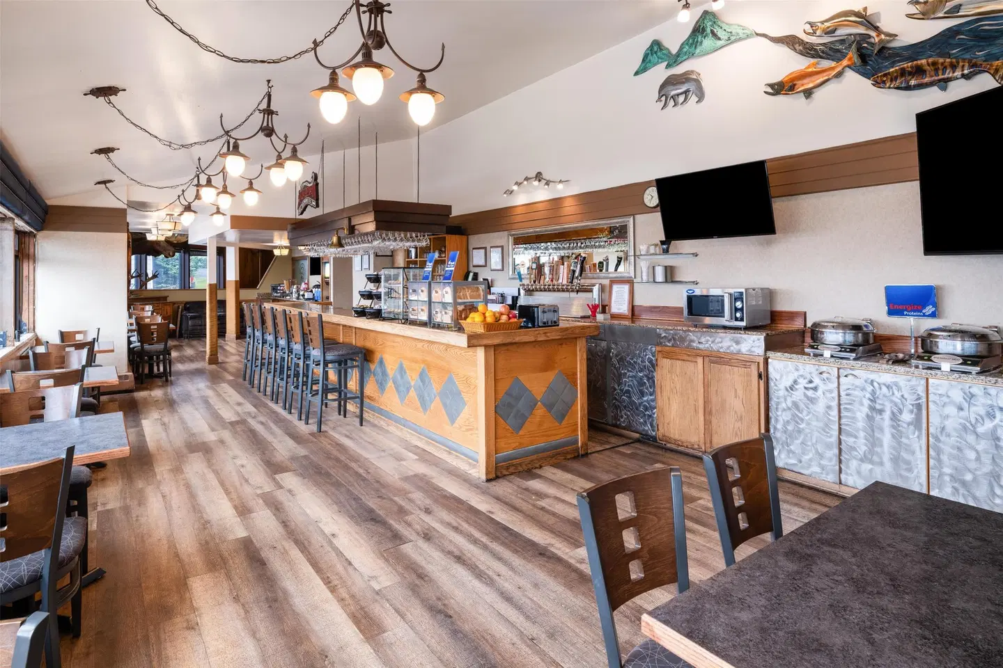 Best Western Kodiak Inn & Convention Center Bar