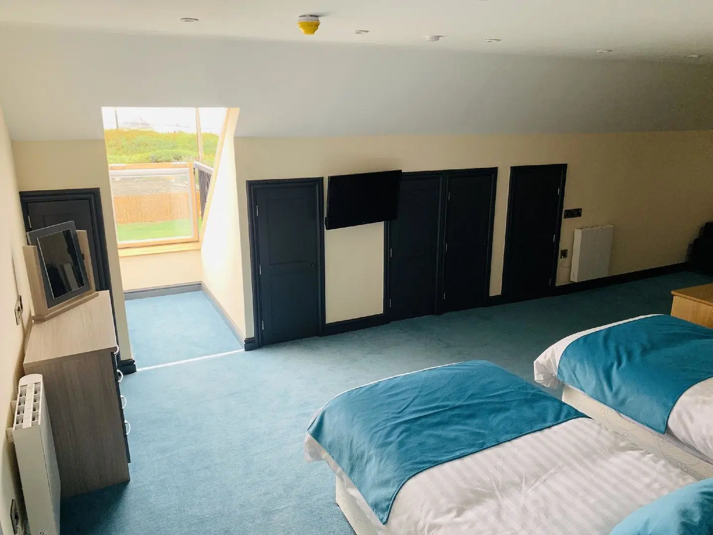 Barmouth Beach Club ROOM_EXAMPLE