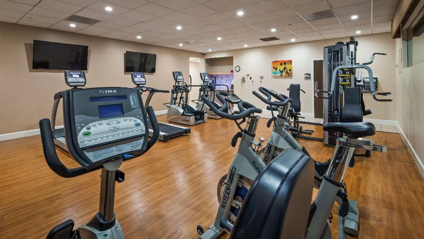 Best Western Plus South Coast Inn SPORTS_AND_LEISURE