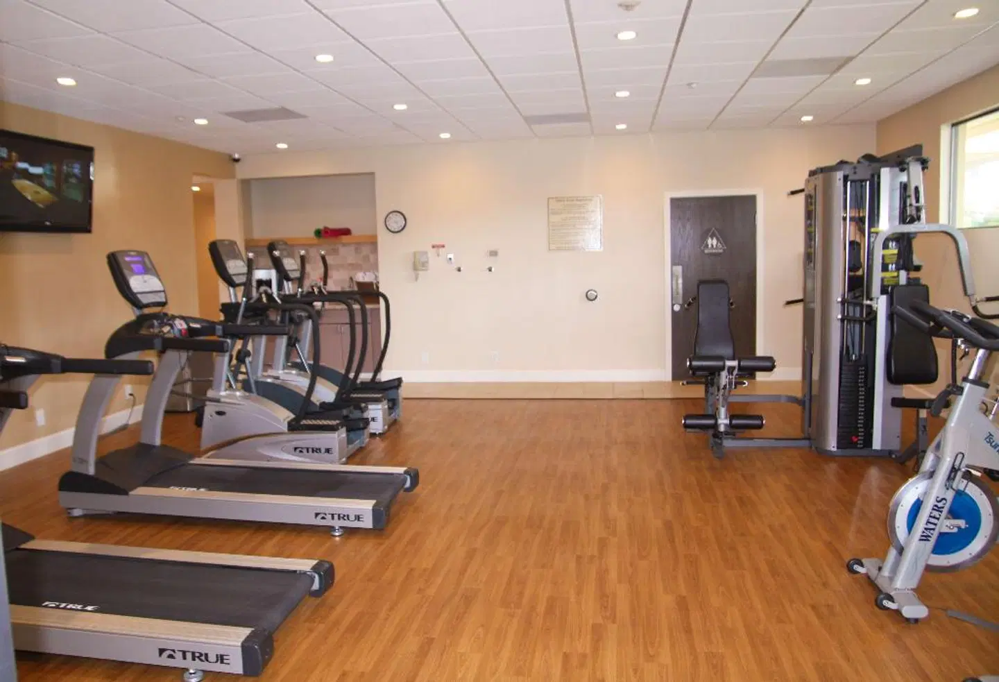 Best Western Plus South Coast Inn SPORTS_AND_LEISURE
