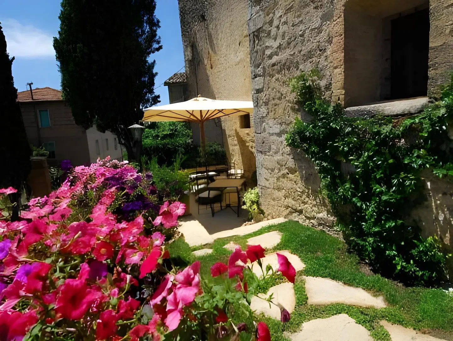 Torre Sangiovanni B&B e Ristorante Garten