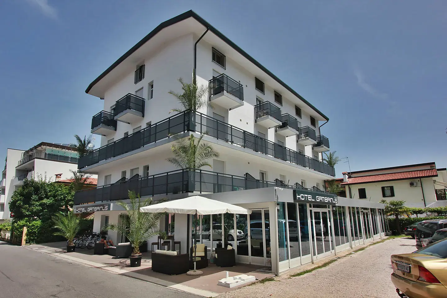 Gambrinus EXTERIOR