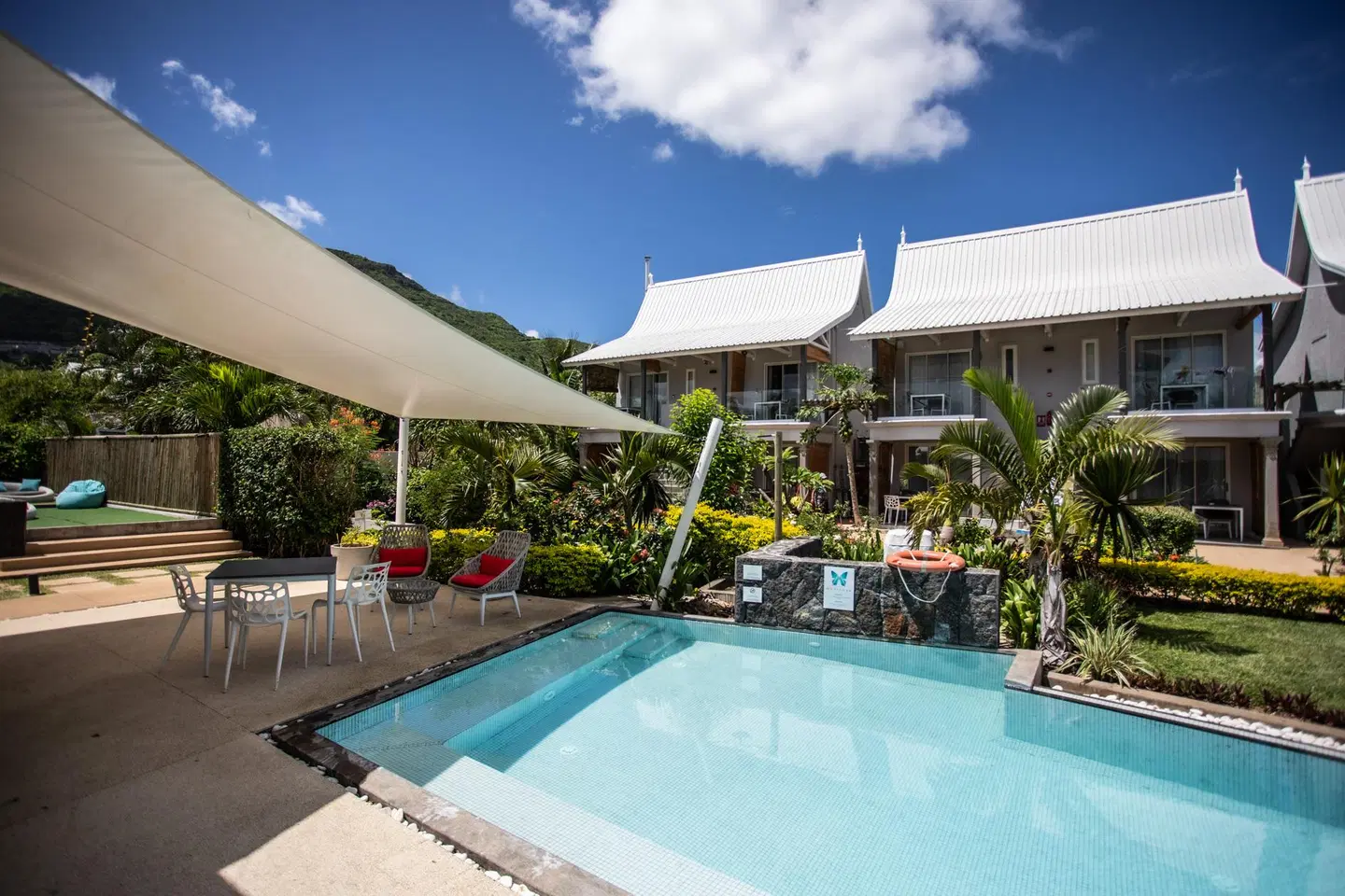 La Mariposa OUTDOOR_POOL