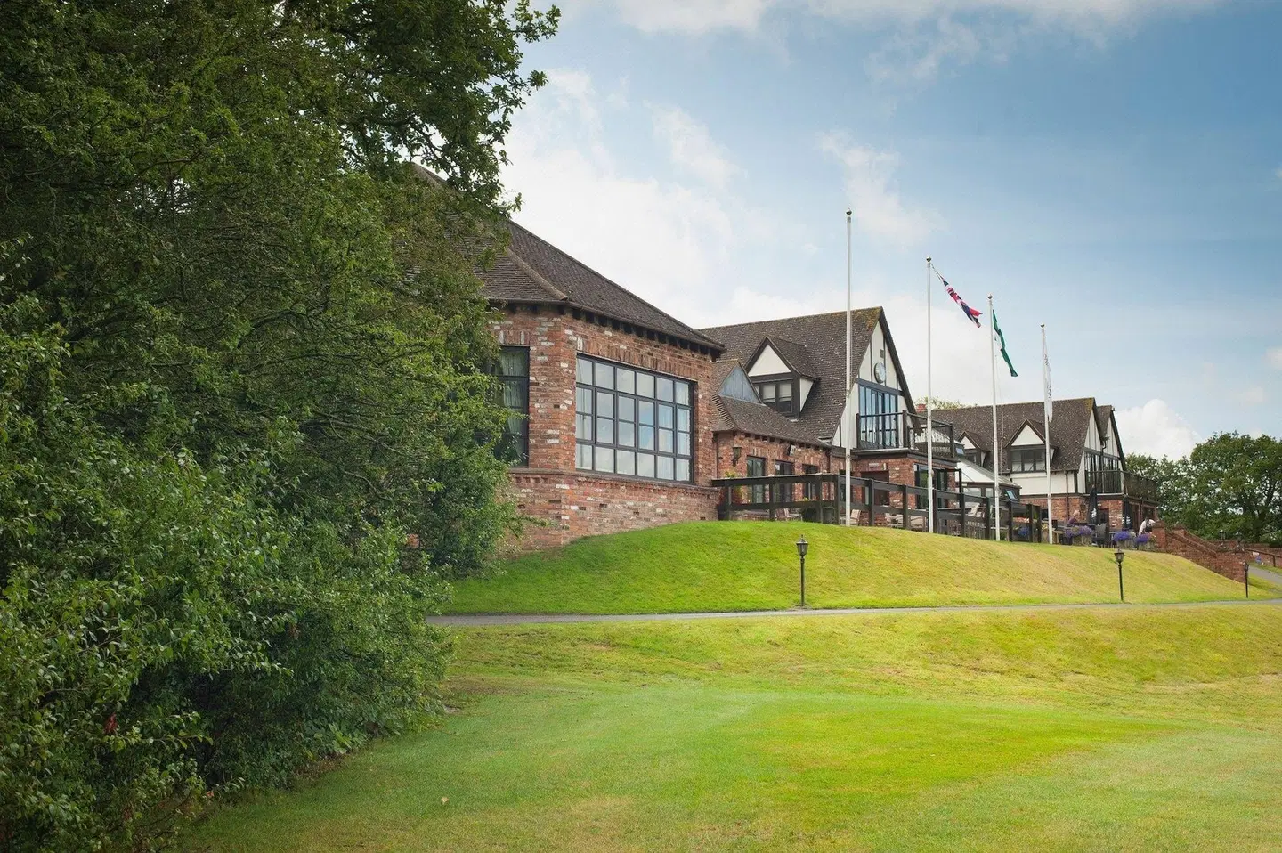Woodbury Park EXTERIOR