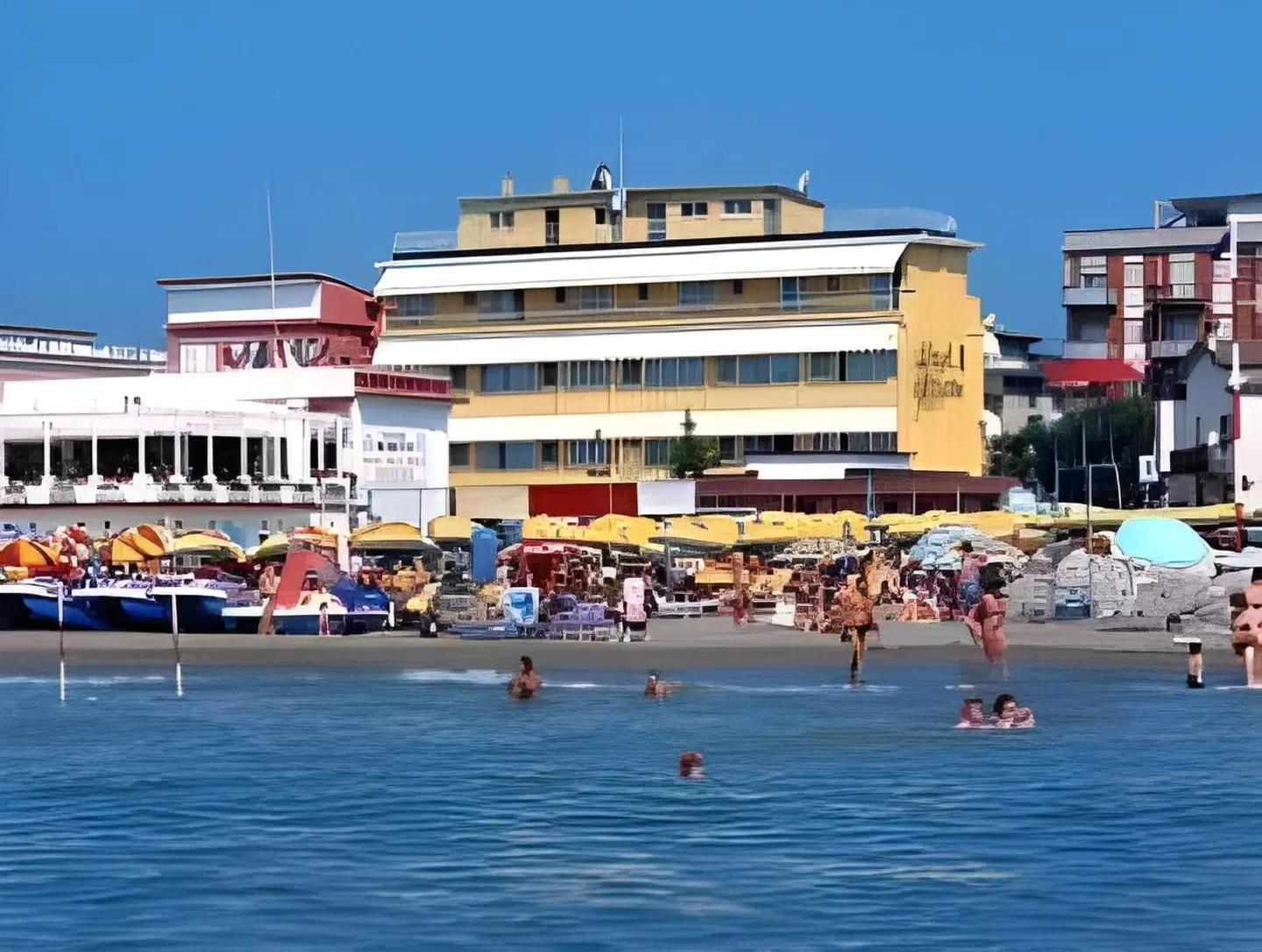 Hotel Austria EXTERIOR