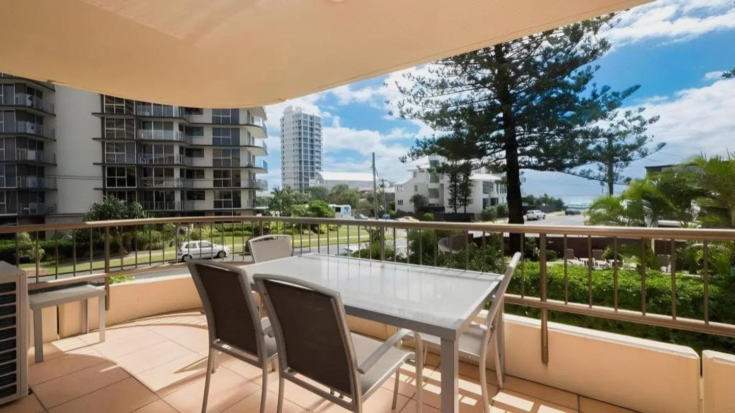 Norfolk Luxury Beachfront Apartments Terrasse