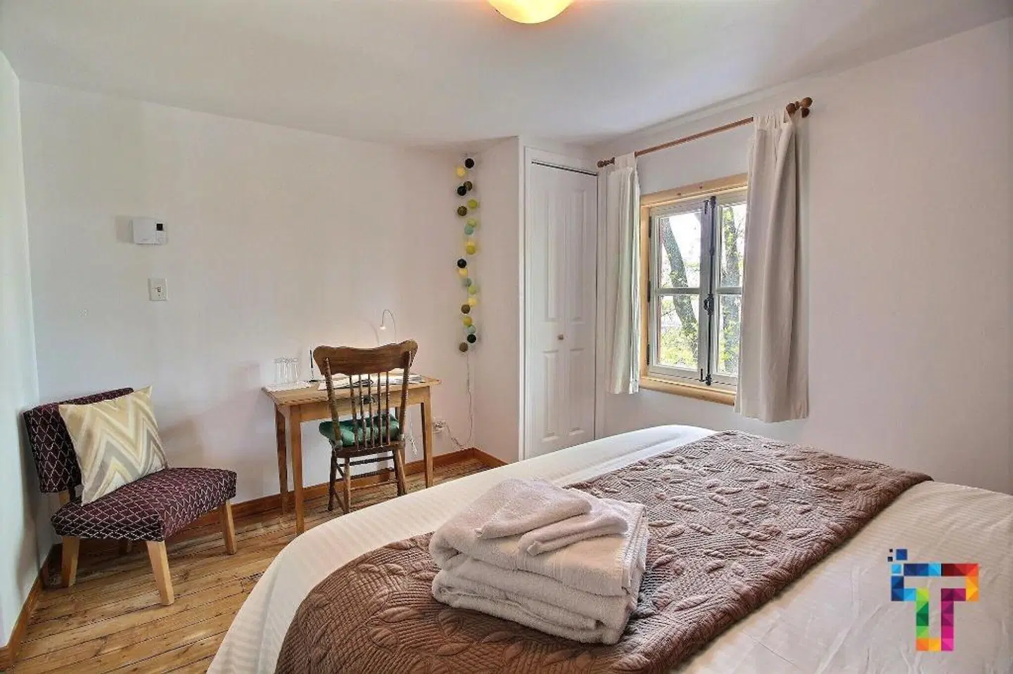 Almatoit ROOM_EXAMPLE
