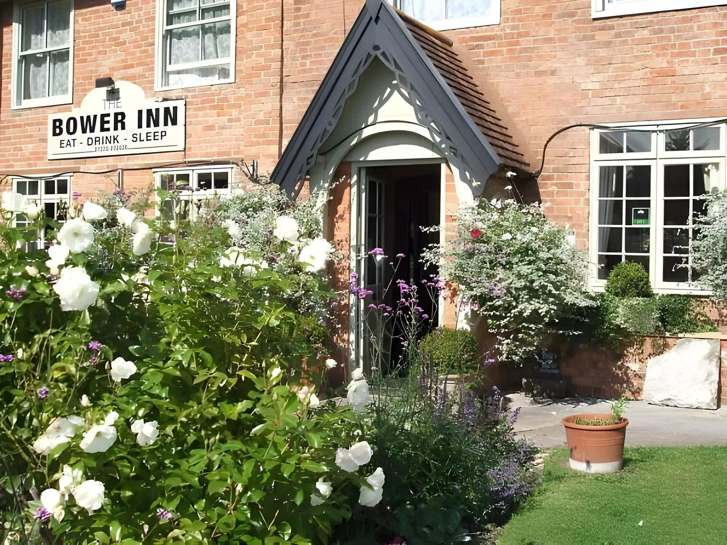 The Bower Inn EXTERIOR