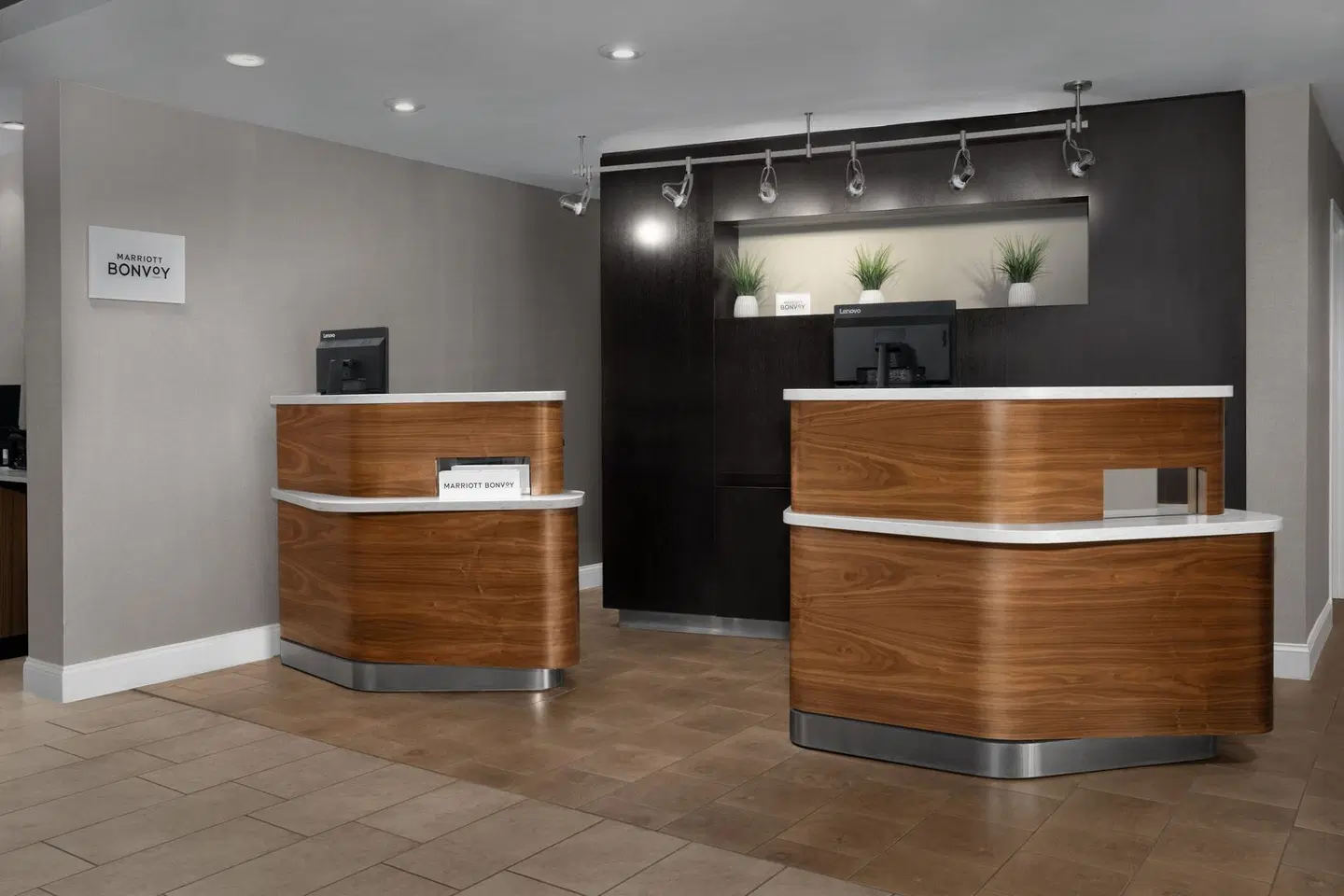 Courtyard by Marriott Orlando East/UCF Area LOUNGE_LOBBY