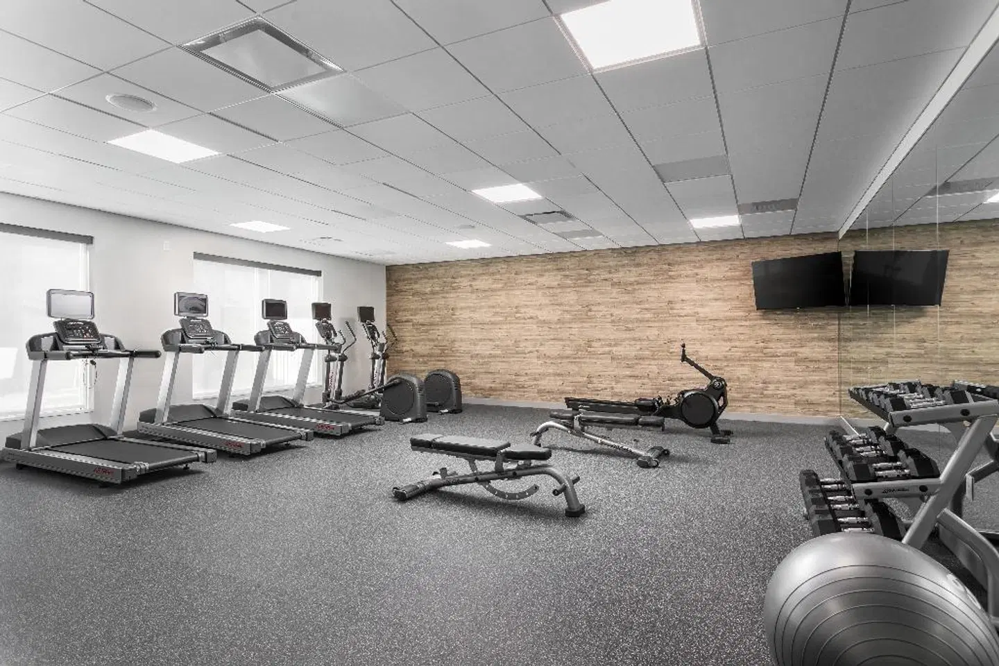 Holiday Inn Express Chattanooga East by IHG SPORTS_AND_LEISURE