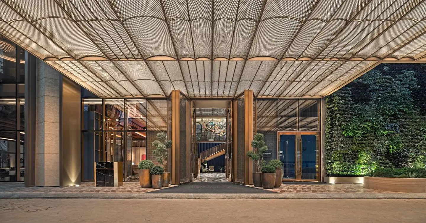 Fairmont Hotel EXTERIOR