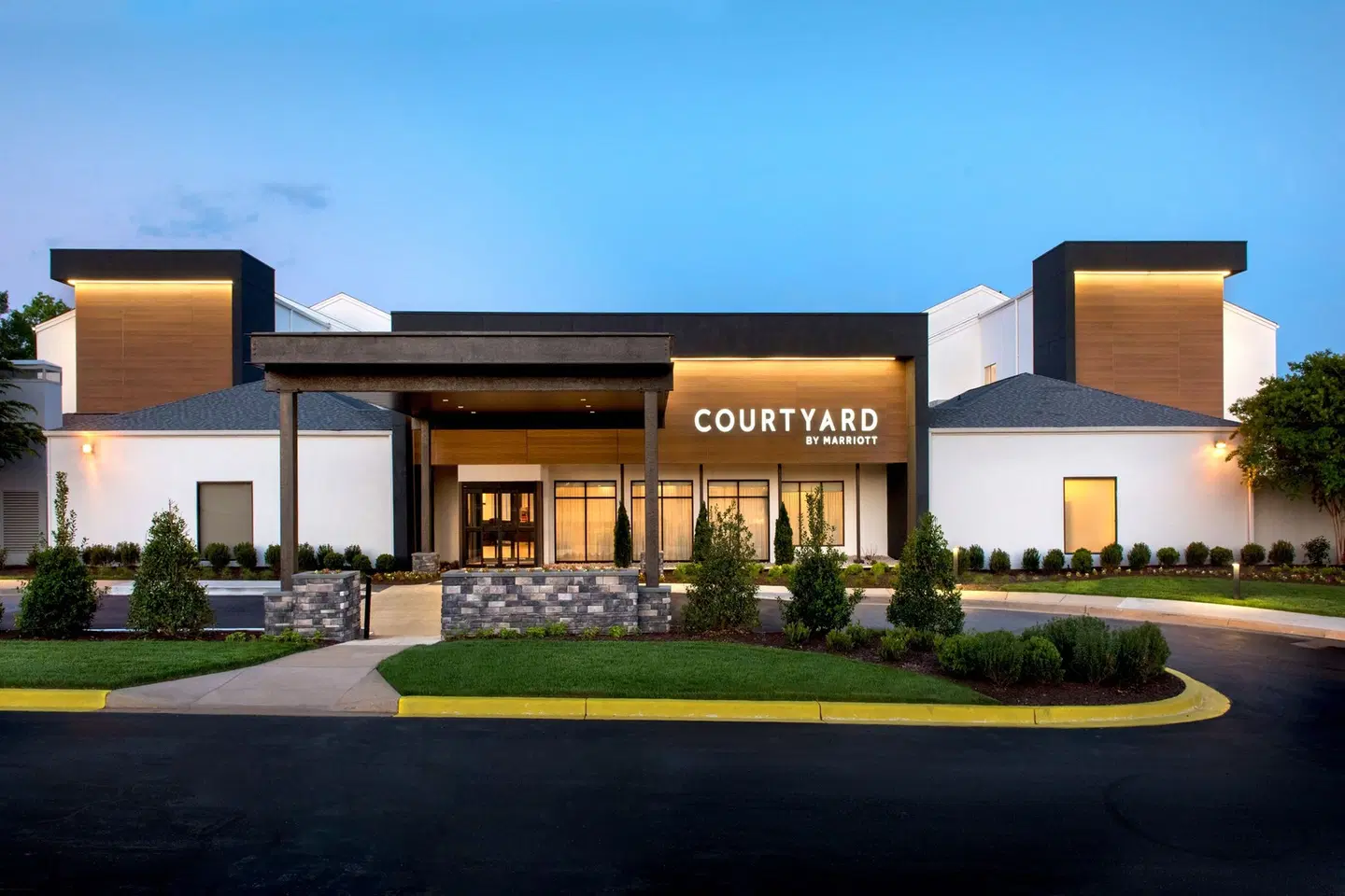 Courtyard by Marriott Silver Spring North/White Oak EXTERIOR