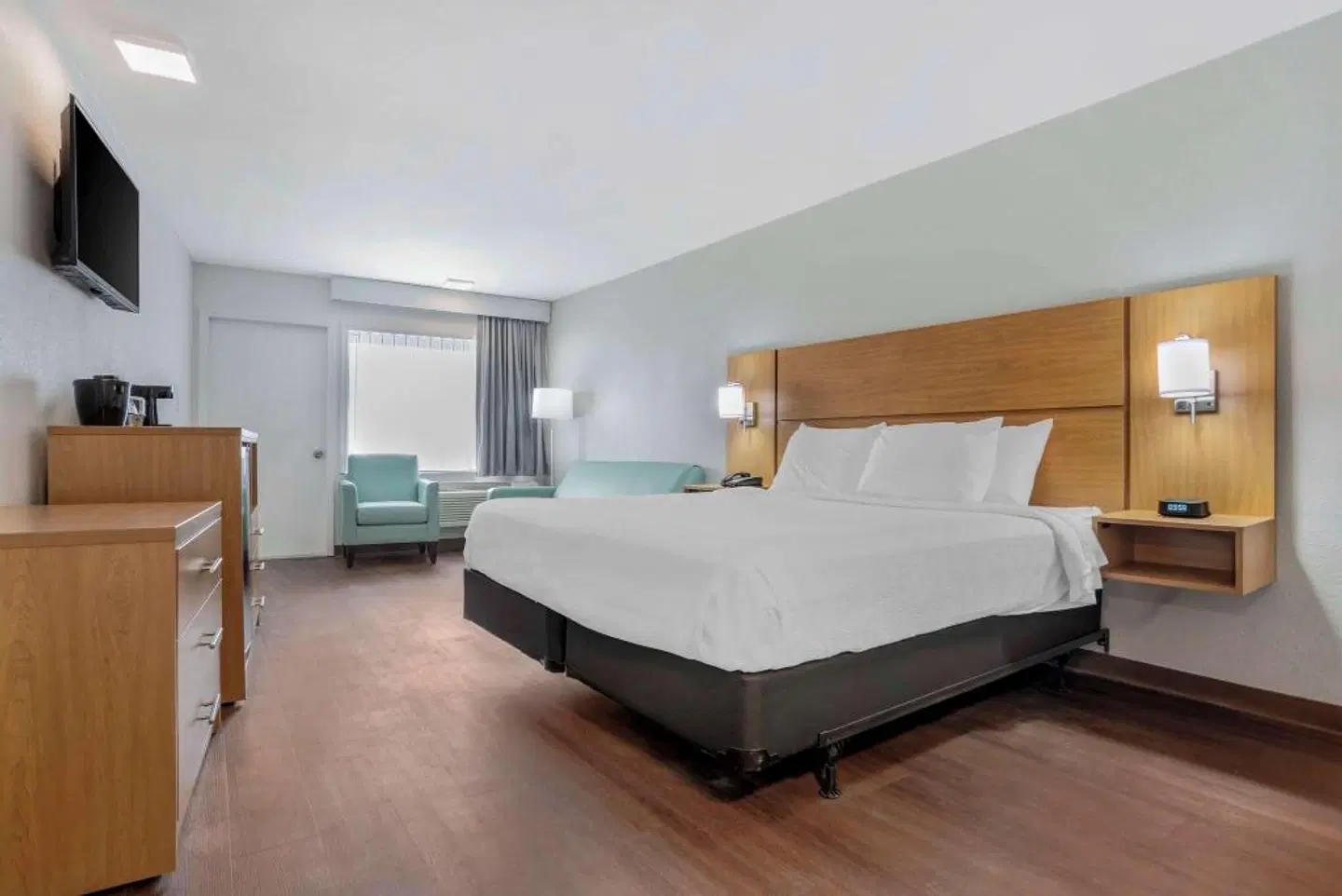 Chateau Beachfront Hotel, A By The Sea Resort ROOM_EXAMPLE