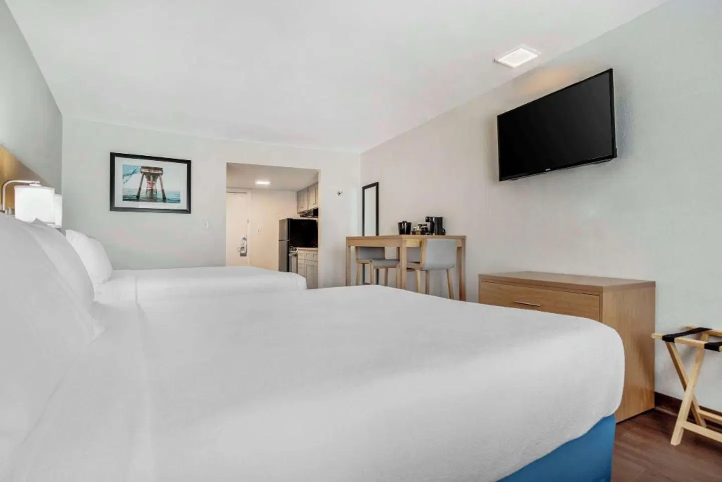 Chateau Beachfront Hotel, A By The Sea Resort ROOM_EXAMPLE