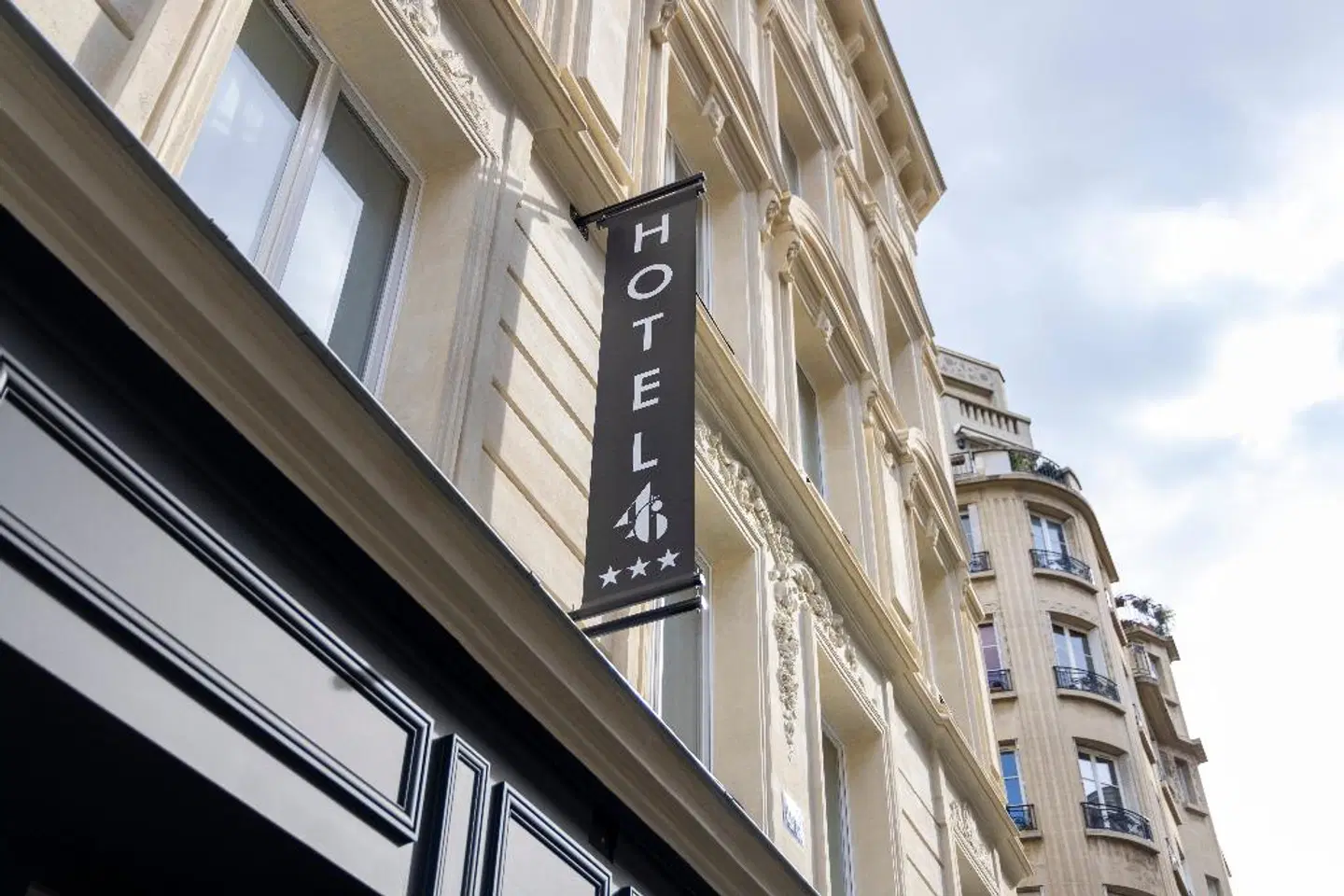 Hôtel Le 46 EXTERIOR