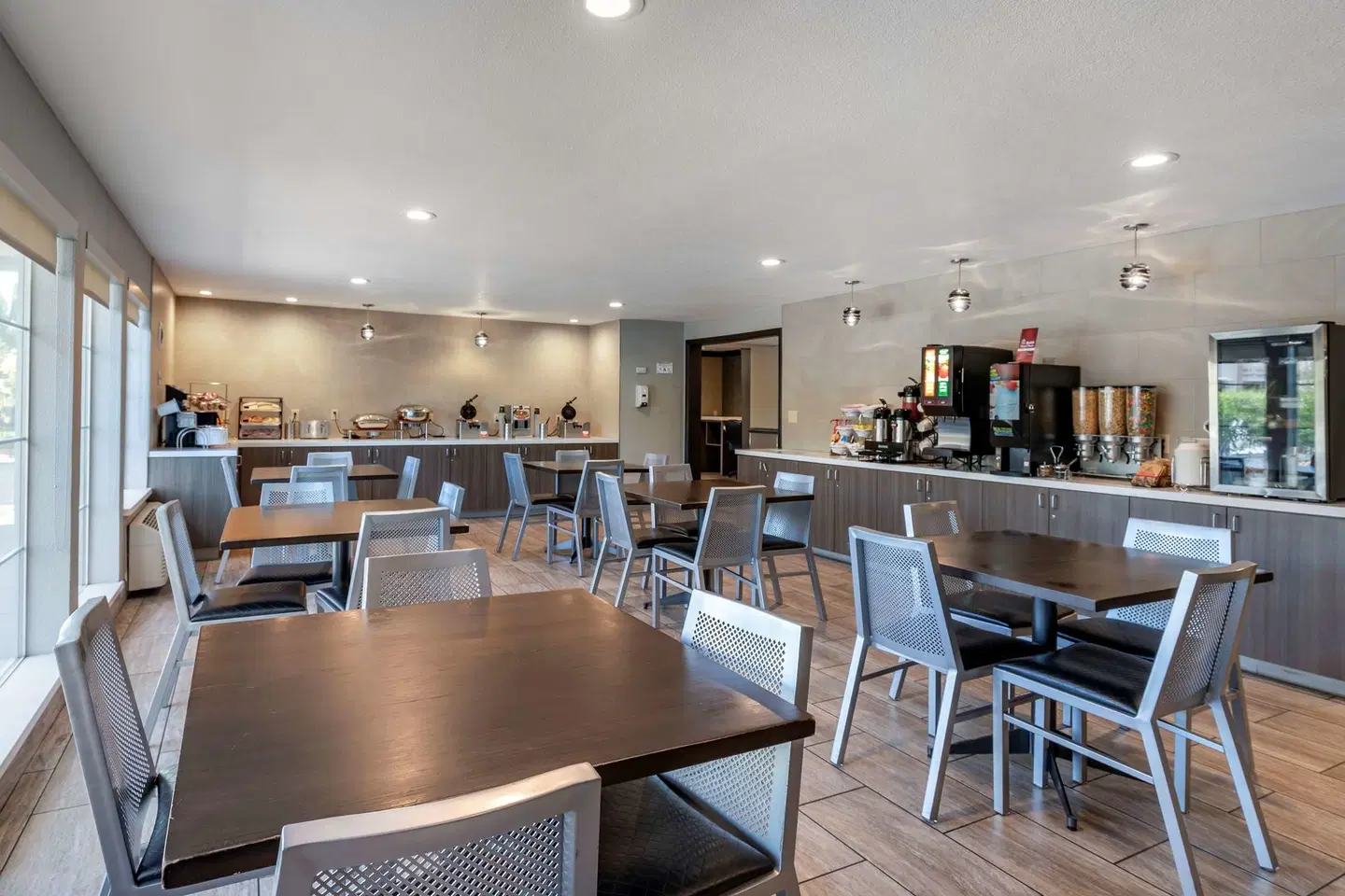 Best Western Plus Las Vegas West Bar