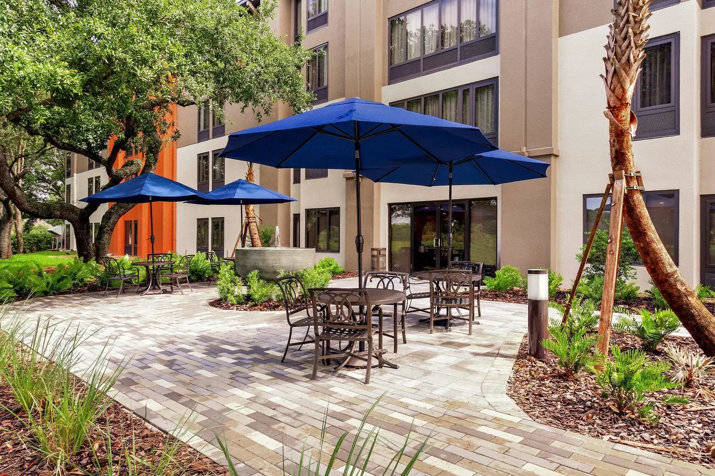 Holiday Inn Express Tampa-Brandon by IHG Terrasse