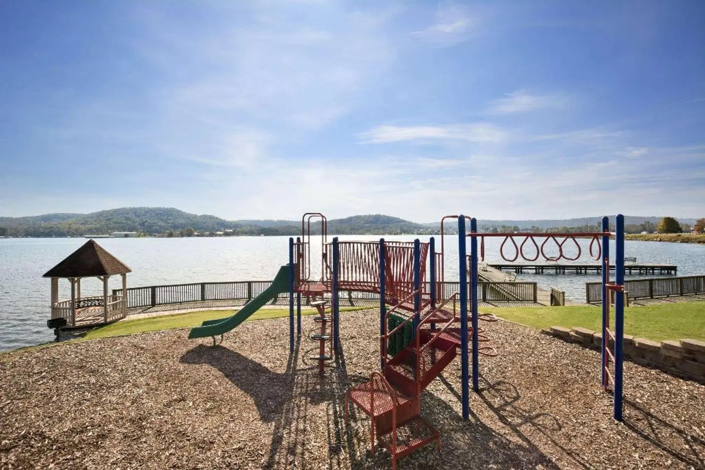 Wyndham Garden Lake Guntersville Strand