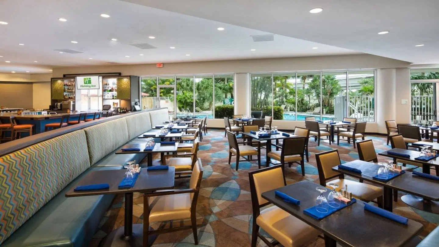 Holiday Inn Palm Beach-Airport Conf Ctr Restaurant