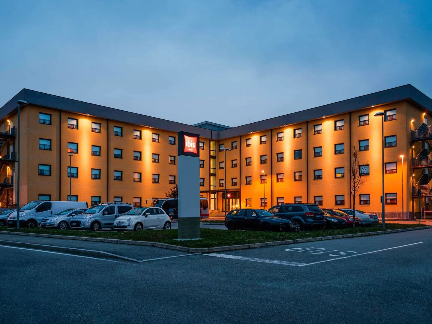 ibis Milano Malpensa Aeroporto EXTERIOR