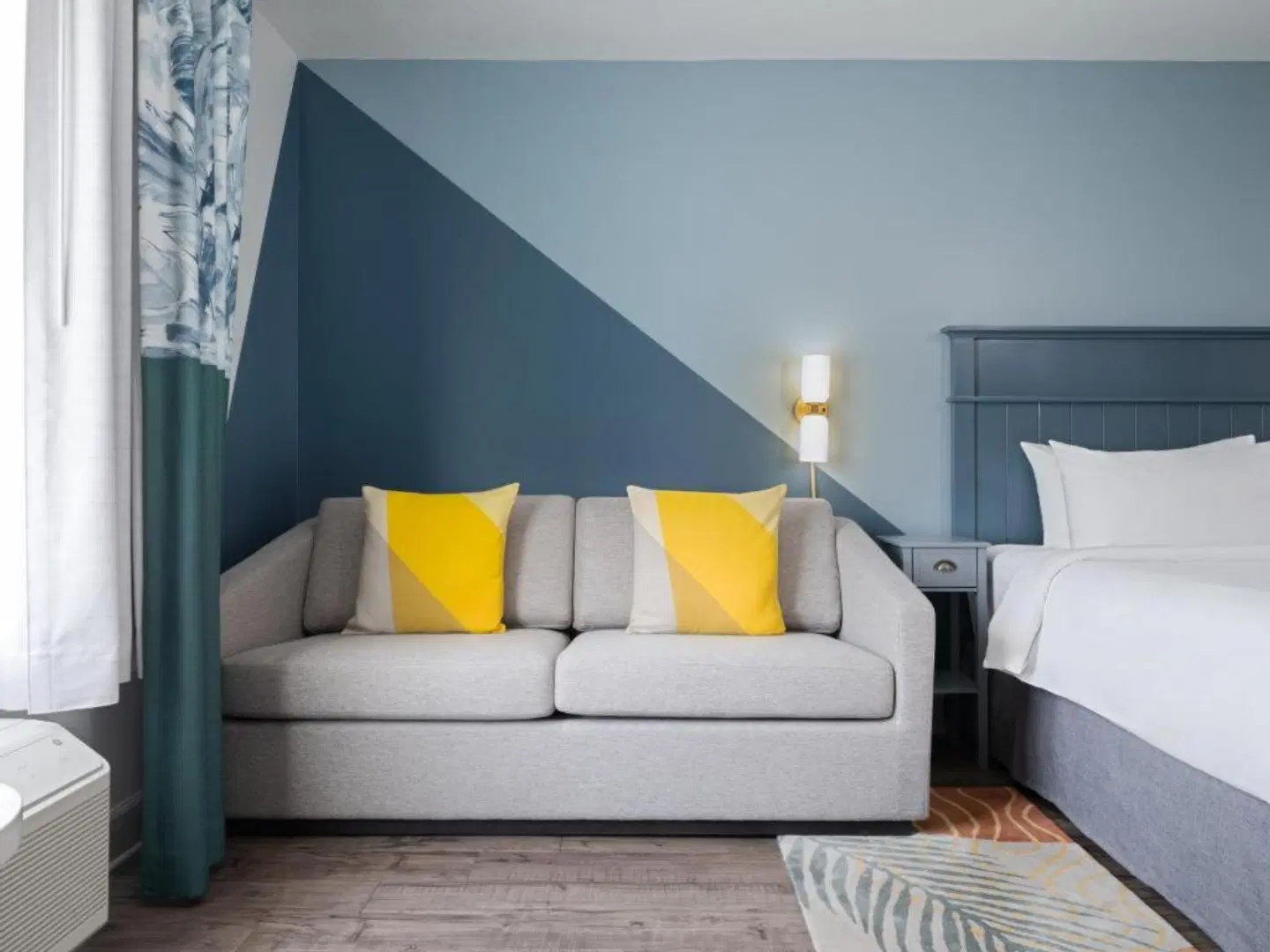 Hotel Indigo Sarasota by IHG LOUNGE_LOBBY