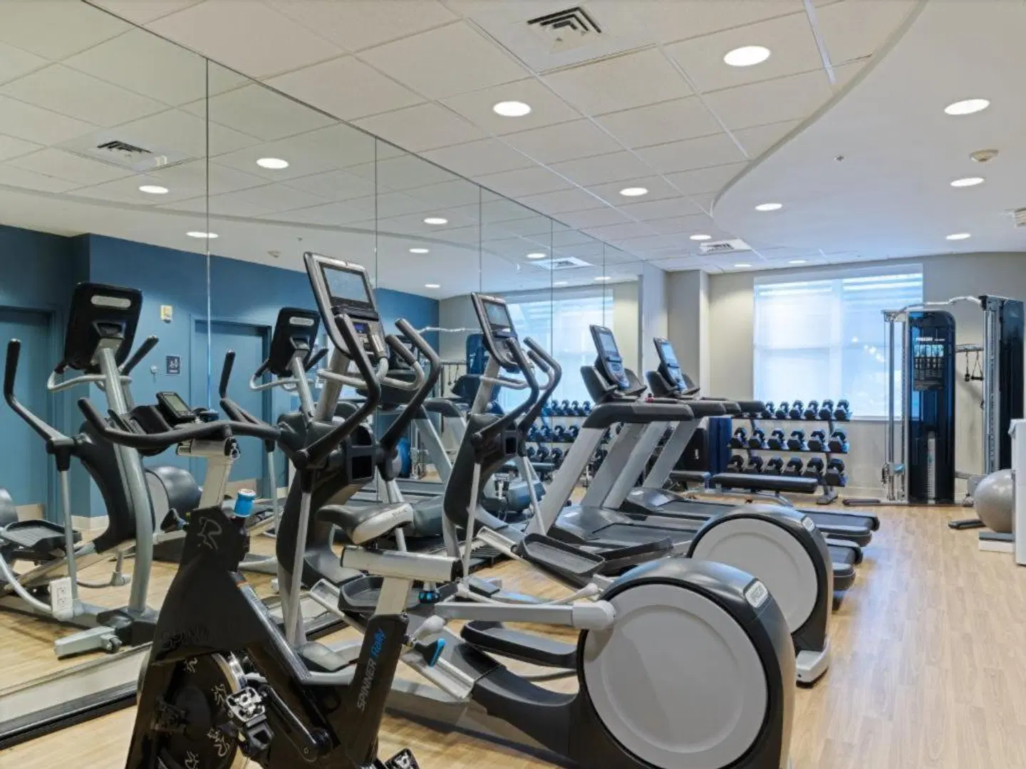 Hotel Indigo Sarasota by IHG SPORTS_AND_LEISURE