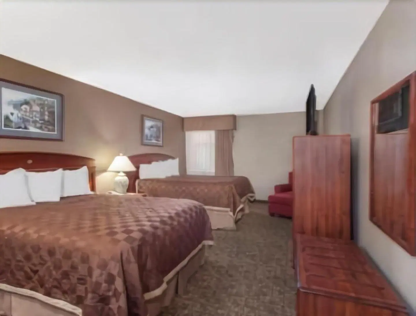 Ramada by Wyndham Fresno North ROOM_EXAMPLE