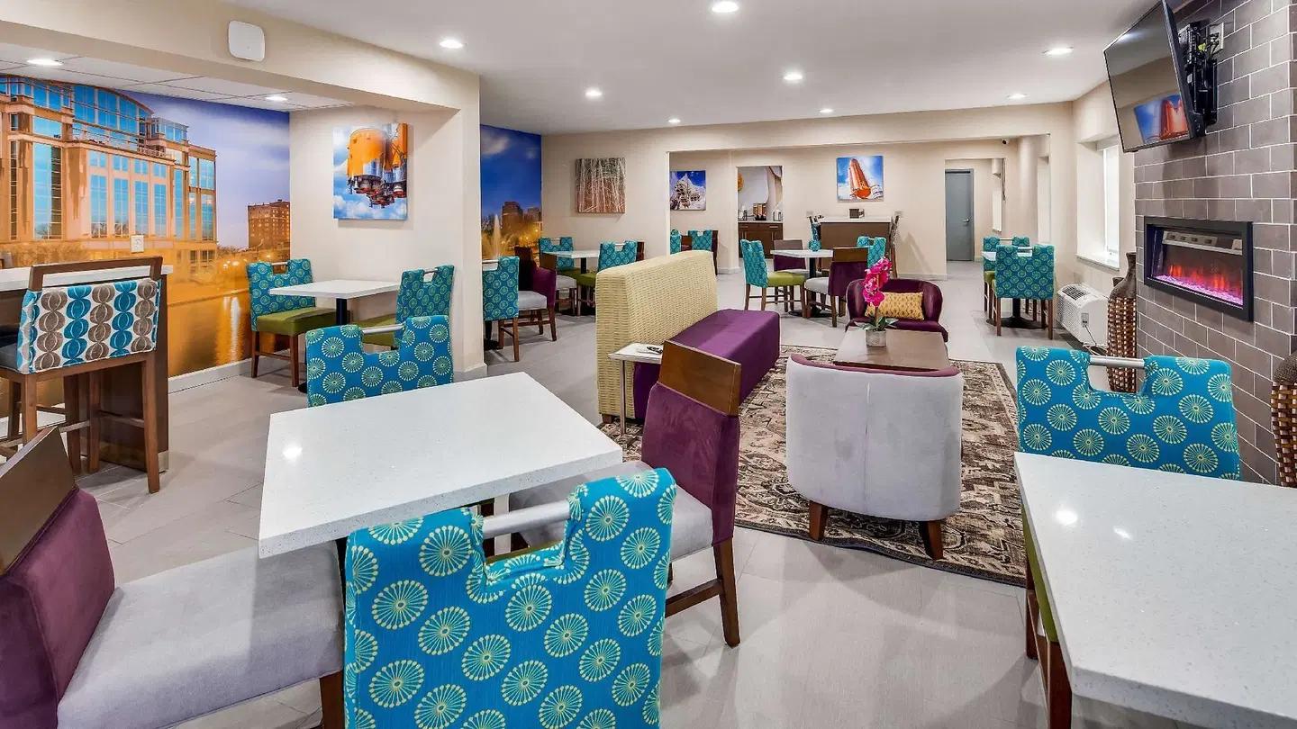 Baymont by Wyndham Huntsville LOUNGE_LOBBY