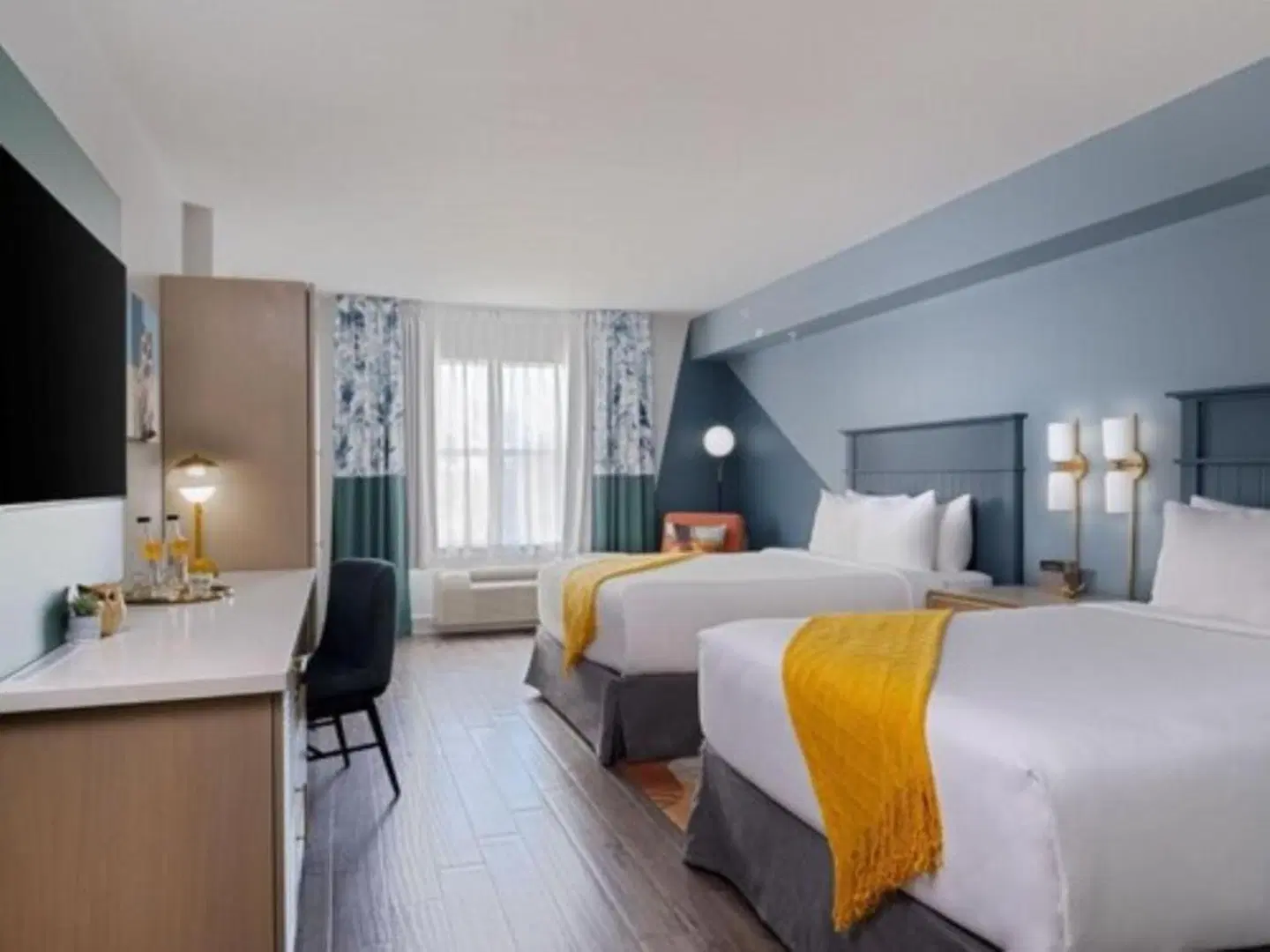 Hotel Indigo Sarasota by IHG ROOM_EXAMPLE