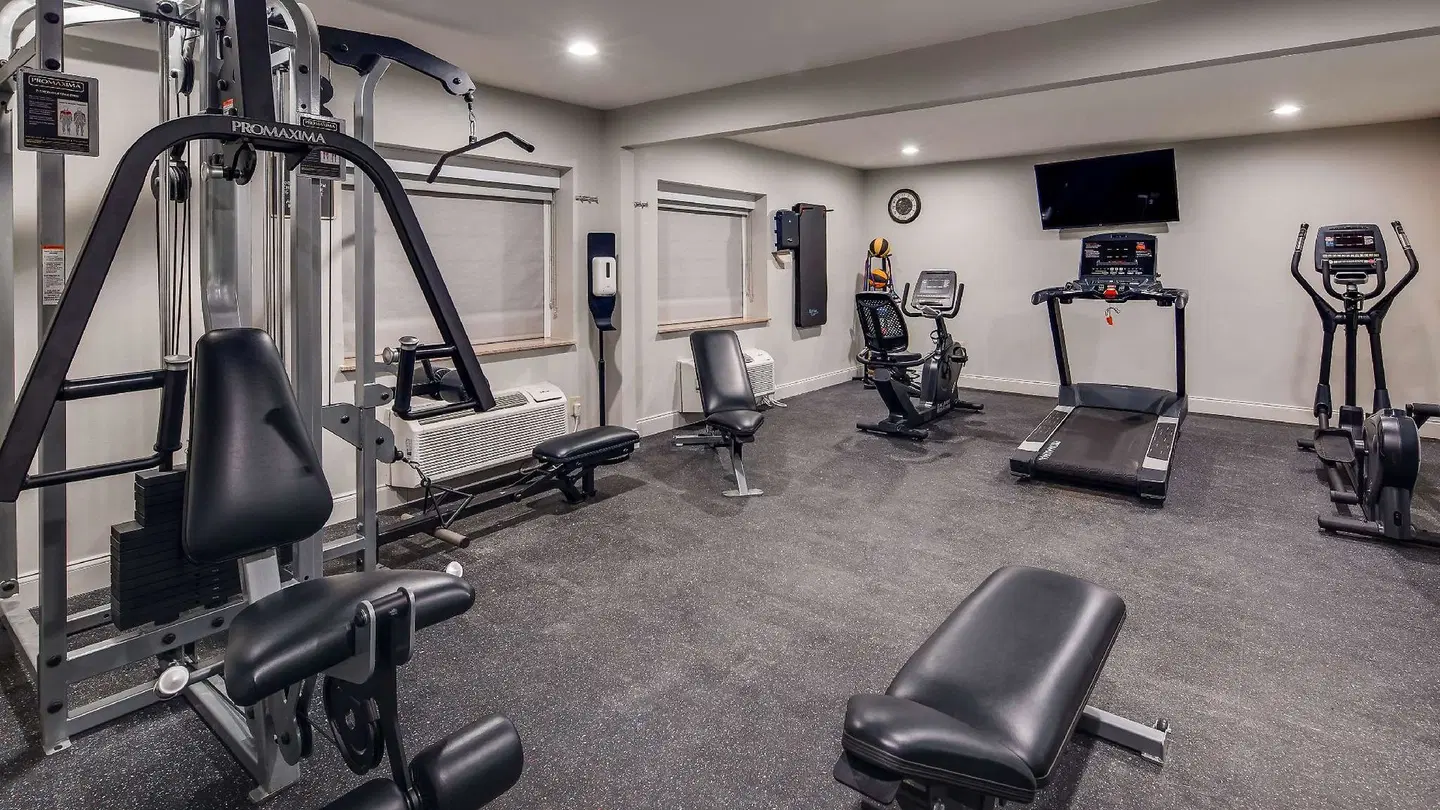 Baymont by Wyndham Huntsville SPORTS_AND_LEISURE