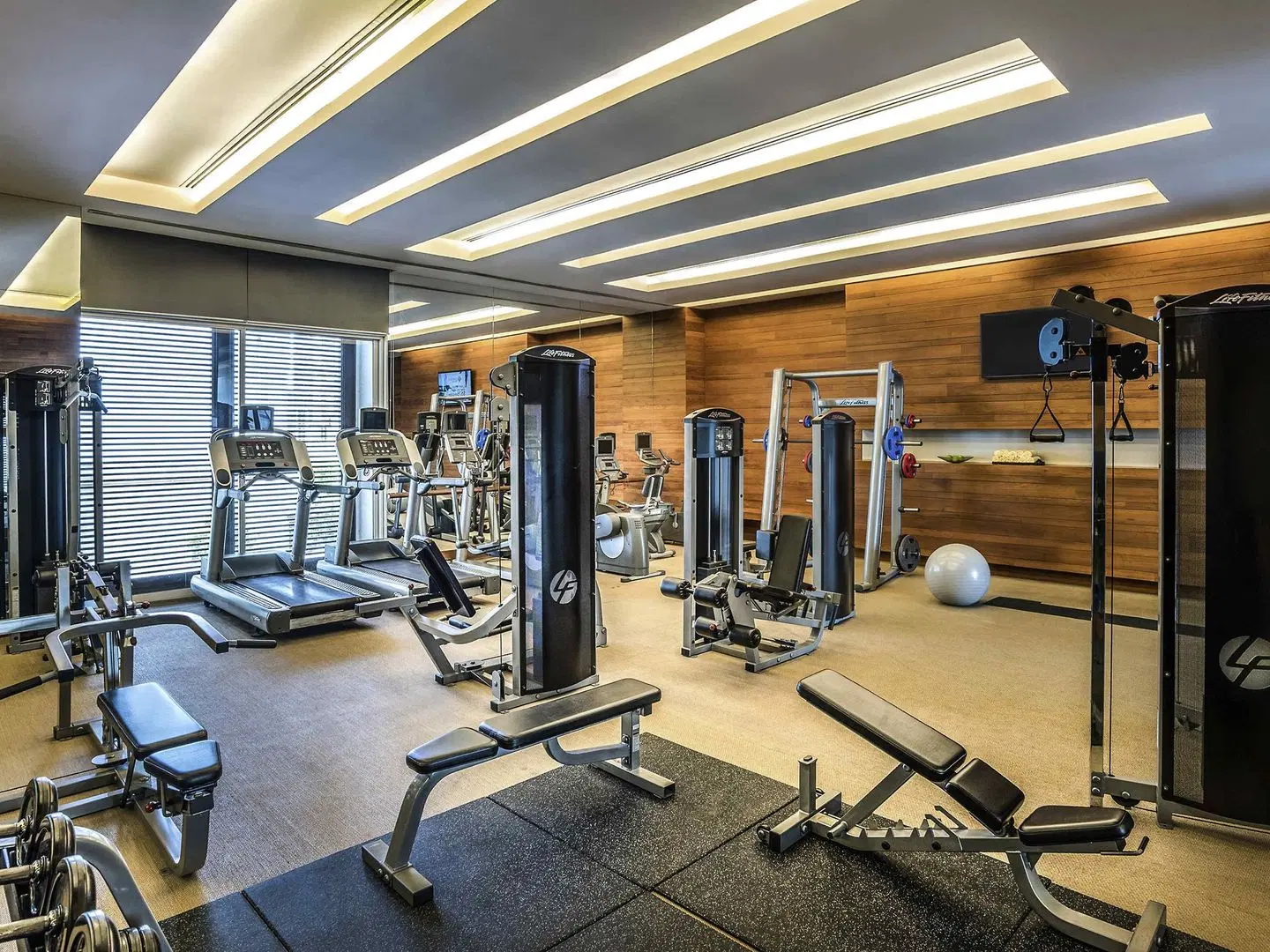 Pullman Bangkok King Power SPORTS_AND_LEISURE