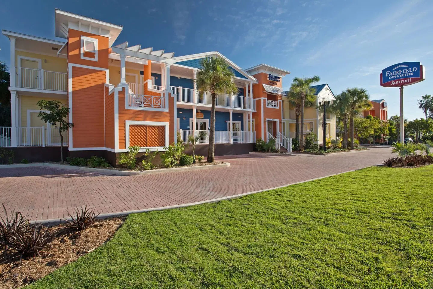 Fairfield Inn & Suites by Marriott Key West EXTERIOR